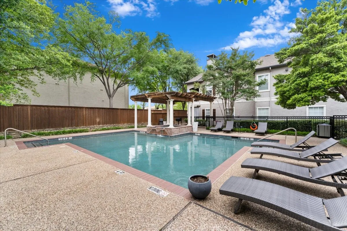 Single Family Residence For Rent in Collin County , 2601 Preston Road, Plano, Texas 75093, 2 Bedrooms, 2 Bathrooms, 1 Garage spaces, 1,246 Sqft, built in 1995, Preowned, Price $1,850, mls#21243575, Real Estate Agent in Plano, Homes For Rent in Collin county, Homes For Rent in Plano, Realtor in Plano Texas, Real Estate Brokerage Independent Realty Texas, Luminita Cordes Realtor