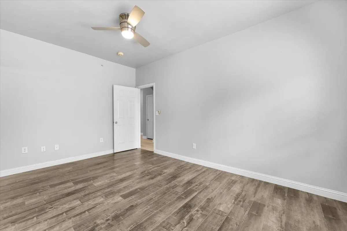 Single Family Residence For Rent in Collin County , 2601 Preston Road, Plano, Texas 75093, 2 Bedrooms, 2 Bathrooms, 1 Garage spaces, 1,246 Sqft, built in 1995, Preowned, Price $1,850, mls#21243575, Real Estate Agent in Plano, Homes For Rent in Collin county, Homes For Rent in Plano, Realtor in Plano Texas, Real Estate Brokerage Independent Realty Texas, Luminita Cordes Realtor