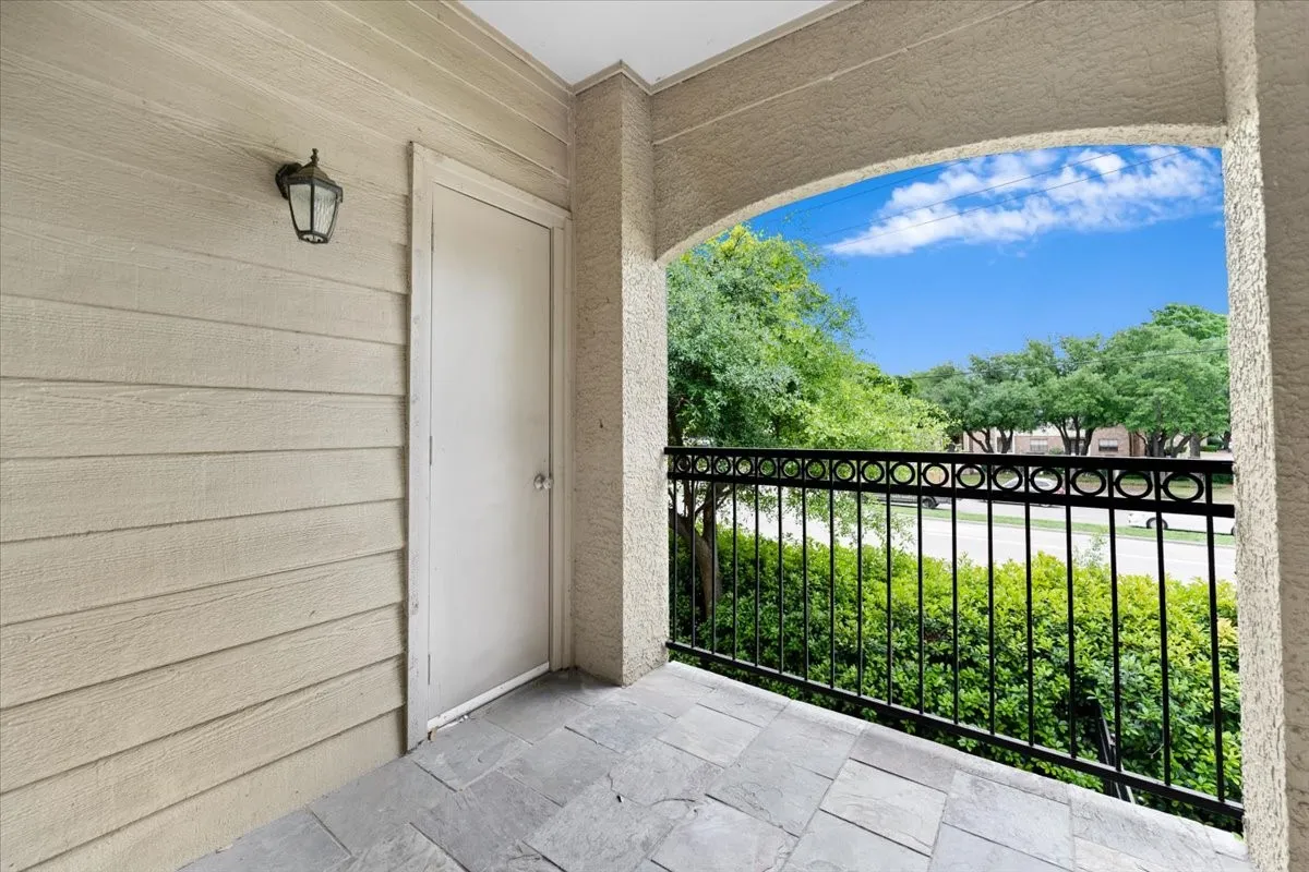 Single Family Residence For Rent in Collin County , 2601 Preston Road, Plano, Texas 75093, 2 Bedrooms, 2 Bathrooms, 1 Garage spaces, 1,246 Sqft, built in 1995, Preowned, Price $1,850, mls#21243575, Real Estate Agent in Plano, Homes For Rent in Collin county, Homes For Rent in Plano, Realtor in Plano Texas, Real Estate Brokerage Independent Realty Texas, Luminita Cordes Realtor