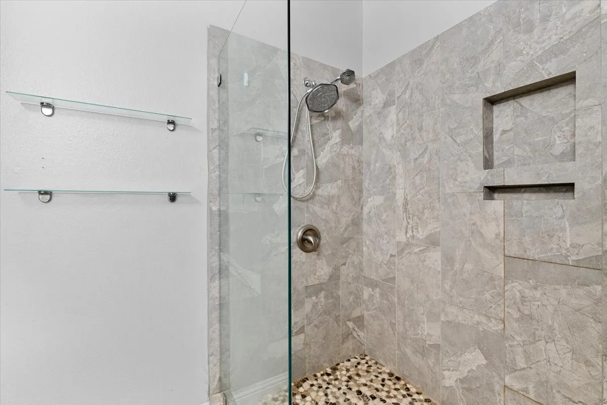 Single Family Residence For Rent in Collin County , 2601 Preston Road, Plano, Texas 75093, 2 Bedrooms, 2 Bathrooms, 1 Garage spaces, 1,246 Sqft, built in 1995, Preowned, Price $1,850, mls#21243575, Real Estate Agent in Plano, Homes For Rent in Collin county, Homes For Rent in Plano, Realtor in Plano Texas, Real Estate Brokerage Independent Realty Texas, Luminita Cordes Realtor