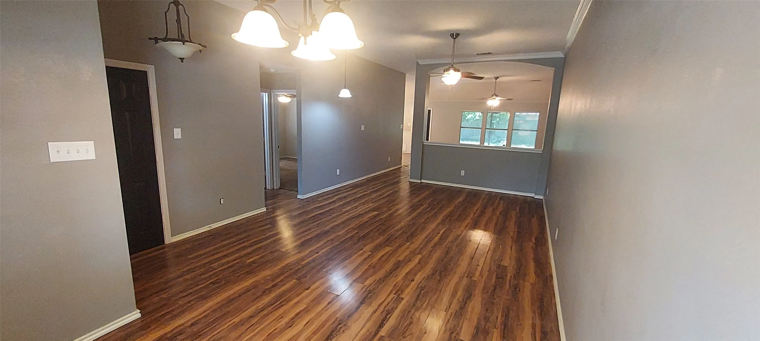Single Family Residence For Sale in Kaufman County , 1011 Bainbridge Lane, Forney, Texas 75126, 3 Bedroom, 2 Bathroom, 2 Garage spaces, 1,857 Sqft, built in 2002, Preowned, mls#21243746, Real Estate Agent in Forney, Homes For Sale in Kaufman county, Homes For Sale in Forney, Realtor in Forney Texas, Real Estate Brokerage Independent Realty Texas, Luminita Cordes Realtor