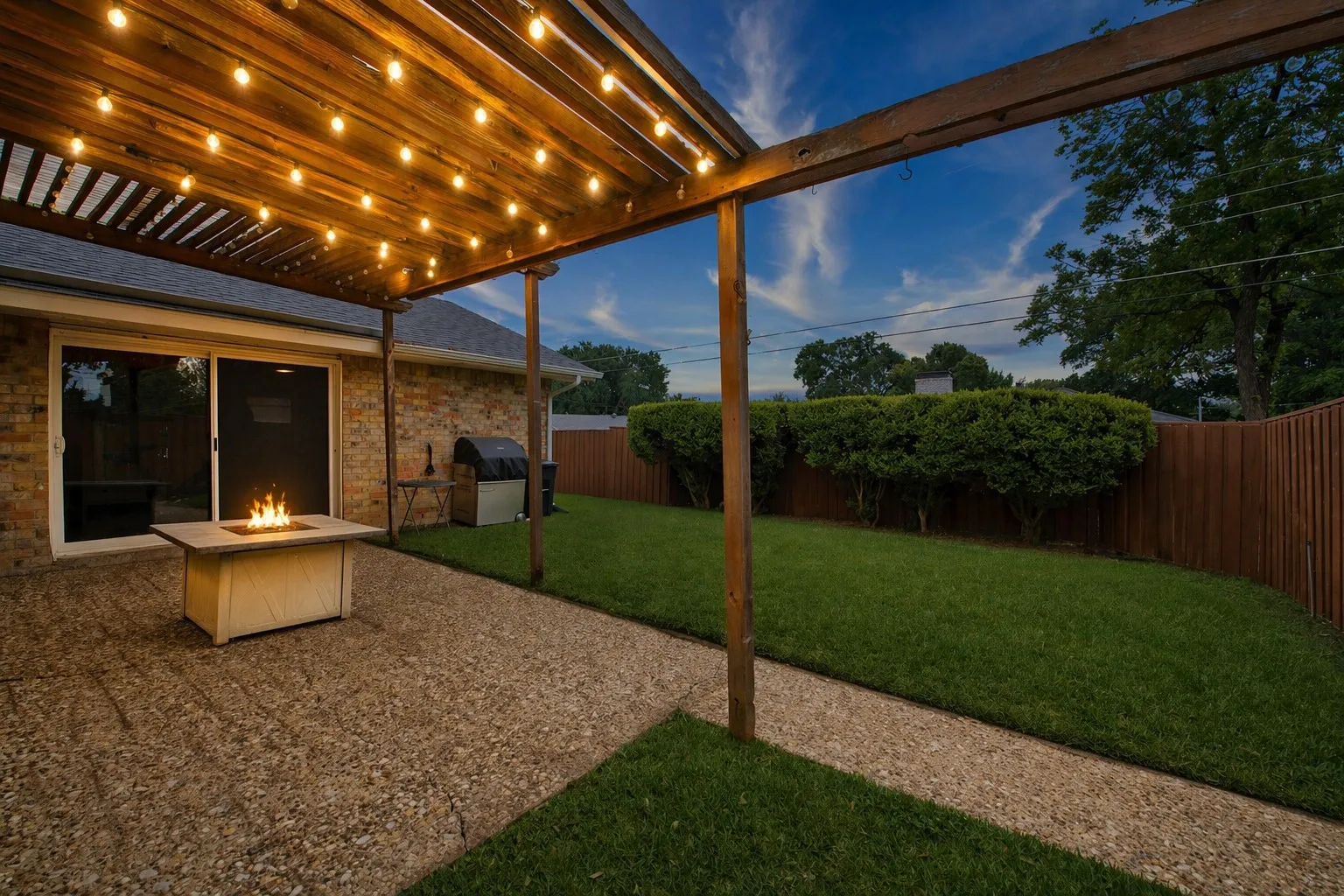 Single Family Residence For Sale in Dallas County , 4054 Boca Bay Drive, Dallas, Texas 75244, 4 Bedroom, 2 Bathroom, 2 Garage spaces, 2,418 Sqft, built in 1962, Preowned, mls#21244340, Real Estate Agent in Dallas, Homes For Sale in Dallas county, Homes For Sale in Dallas, Realtor in Dallas Texas, Real Estate Brokerage Independent Realty Texas, Luminita Cordes Realtor