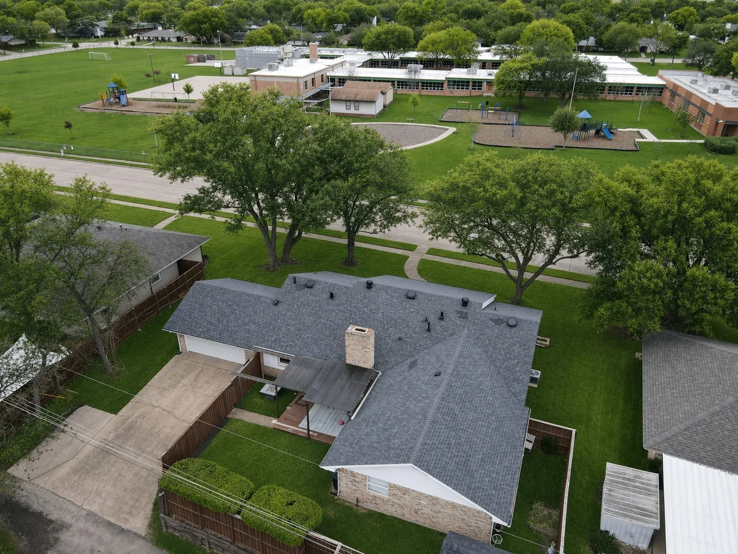 Single Family Residence For Sale in Dallas County , 4054 Boca Bay Drive, Dallas, Texas 75244, 4 Bedroom, 2 Bathroom, 2 Garage spaces, 2,418 Sqft, built in 1962, Preowned, mls#21244340, Real Estate Agent in Dallas, Homes For Sale in Dallas county, Homes For Sale in Dallas, Realtor in Dallas Texas, Real Estate Brokerage Independent Realty Texas, Luminita Cordes Realtor