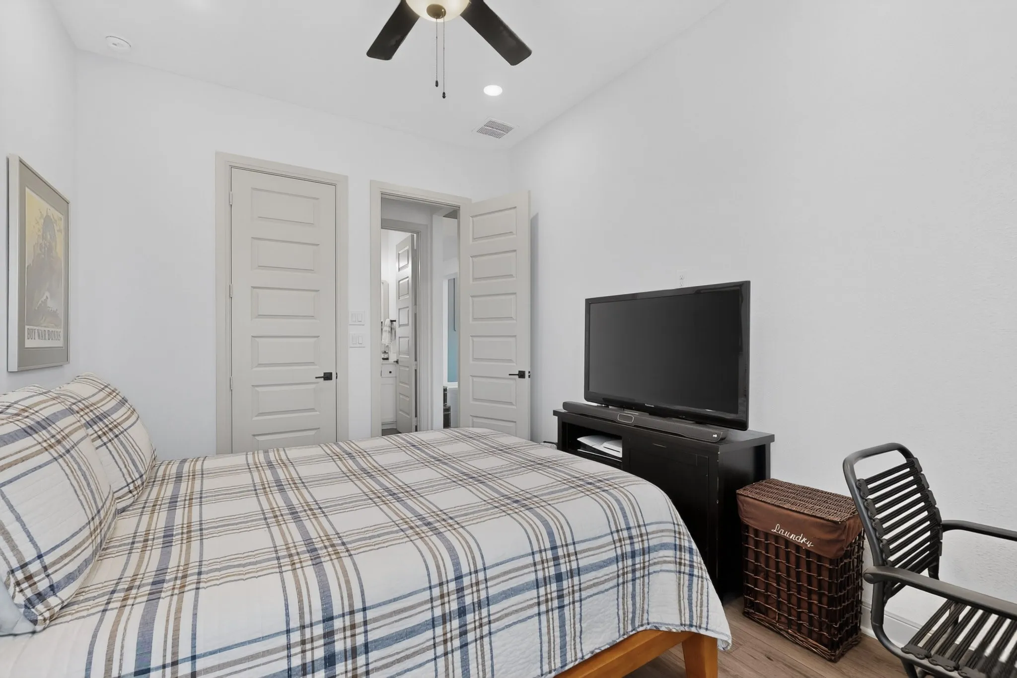 Single Family Residence For Sale in Denton County , 200 W Shetland Lane, Northlake, Texas 76247, 5 Bedroom, 4 Bathroom, 4 Garage spaces, 3,879 Sqft, built in 2023, Preowned, mls#21244118, Real Estate Agent in Northlake, Homes For Sale in Denton county, Homes For Sale in Northlake, Realtor in Northlake Texas, Real Estate Brokerage Independent Realty Texas, Luminita Cordes Realtor
