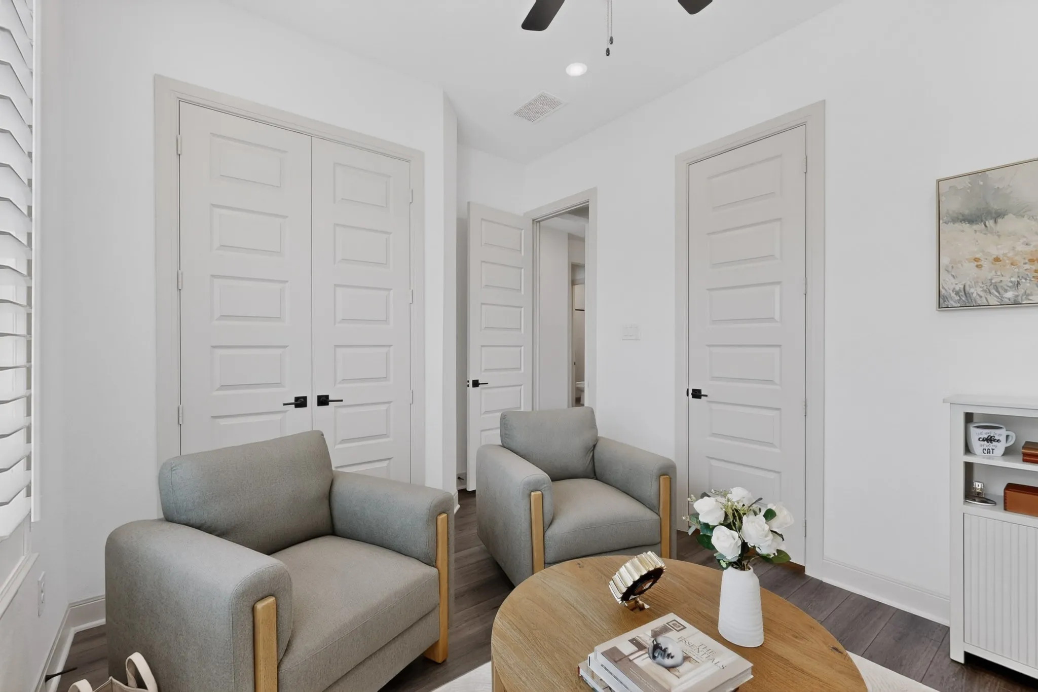 retreat area in guest room