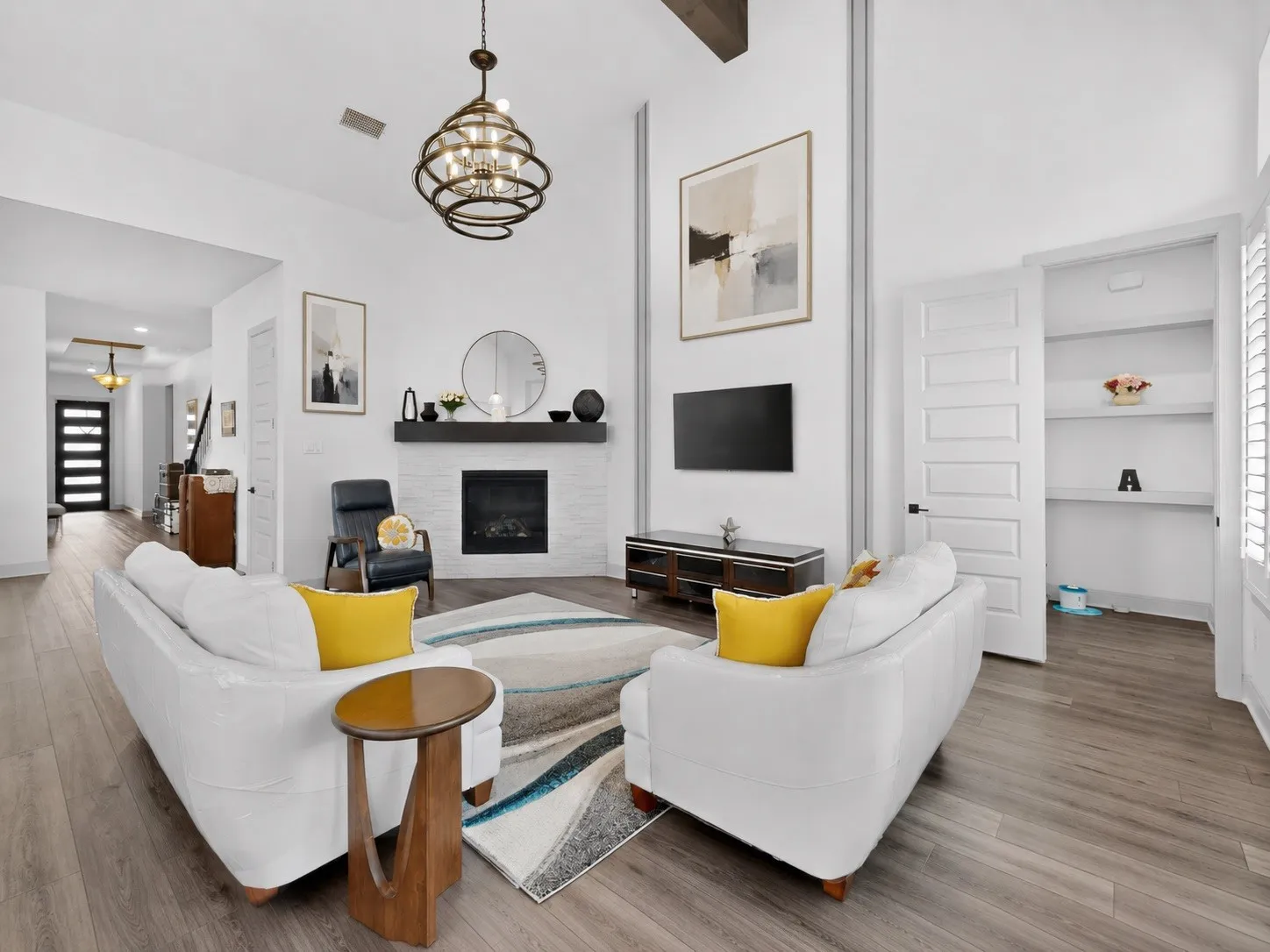 Single Family Residence For Sale in Denton County , 200 W Shetland Lane, Northlake, Texas 76247, 5 Bedroom, 4 Bathroom, 4 Garage spaces, 3,879 Sqft, built in 2023, Preowned, mls#21244118, Real Estate Agent in Northlake, Homes For Sale in Denton county, Homes For Sale in Northlake, Realtor in Northlake Texas, Real Estate Brokerage Independent Realty Texas, Luminita Cordes Realtor