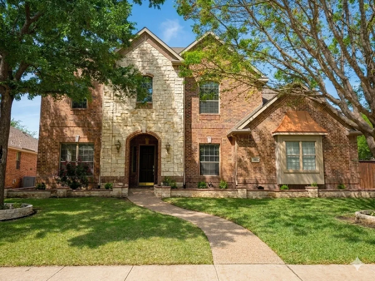Single Family Residence For Sale in Collin County , 15031 Woodbluff Drive, Frisco, Texas 75035, 4 Bedroom, 4 Bathroom, 3 Garage spaces, 4,396 Sqft, built in 2003, Preowned, mls#21215479, Real Estate Agent in Frisco, Homes For Sale in Collin county, Homes For Sale in Frisco, Realtor in Frisco Texas, Real Estate Brokerage Independent Realty Texas, Luminita Cordes Realtor