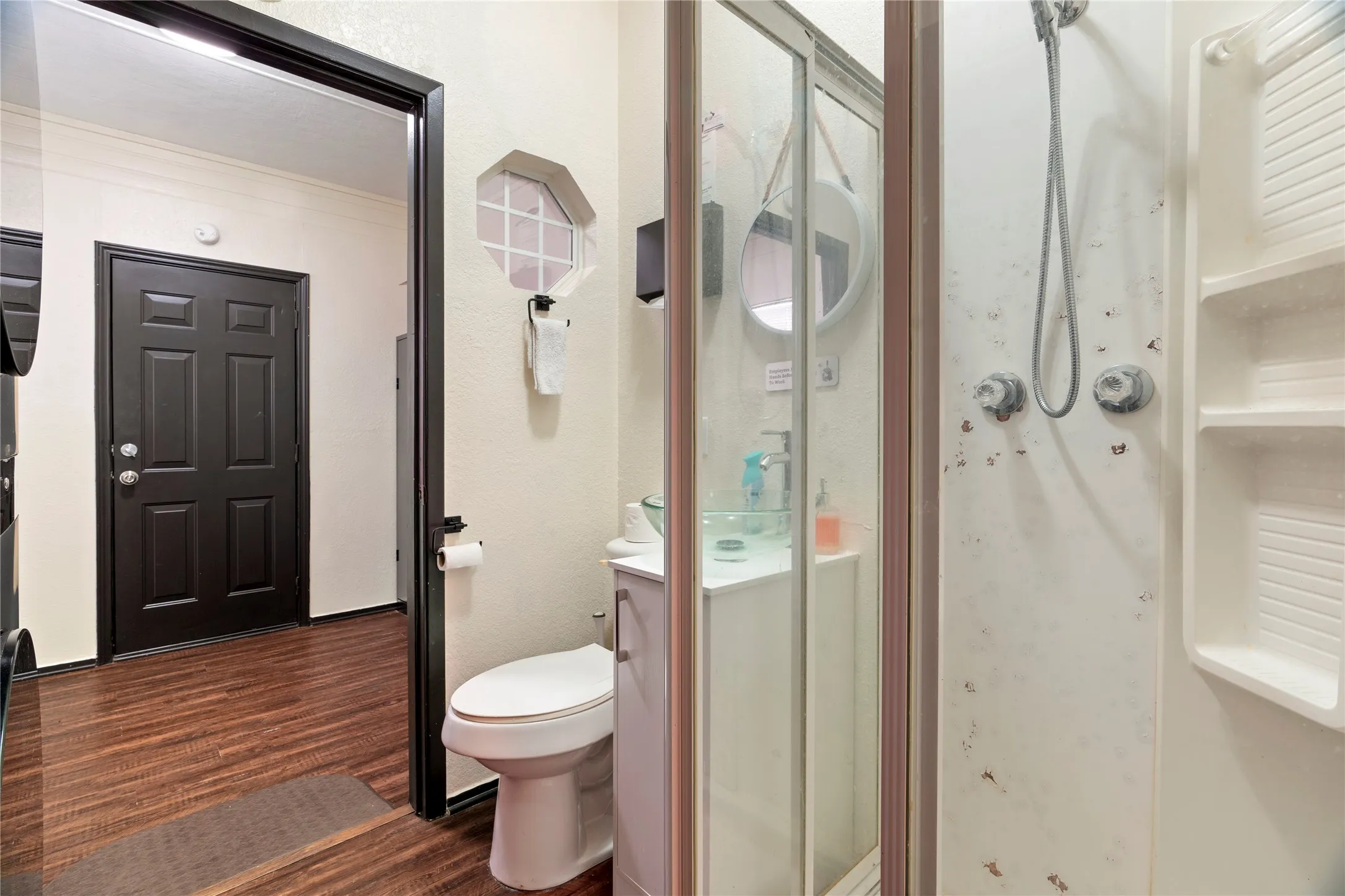 Office For Rent in Hill County , 5528 Fm 933, Whitney, Texas 76692, 0, 0, Garage spaces, 0 Sqft, built in 1995, Preowned, mls#21213637, Real Estate Agent in Whitney, Homes For Rent in Hill county, Homes For Rent in Whitney, Realtor in Whitney Texas, Real Estate Brokerage Independent Realty Texas, Luminita Cordes Realtor