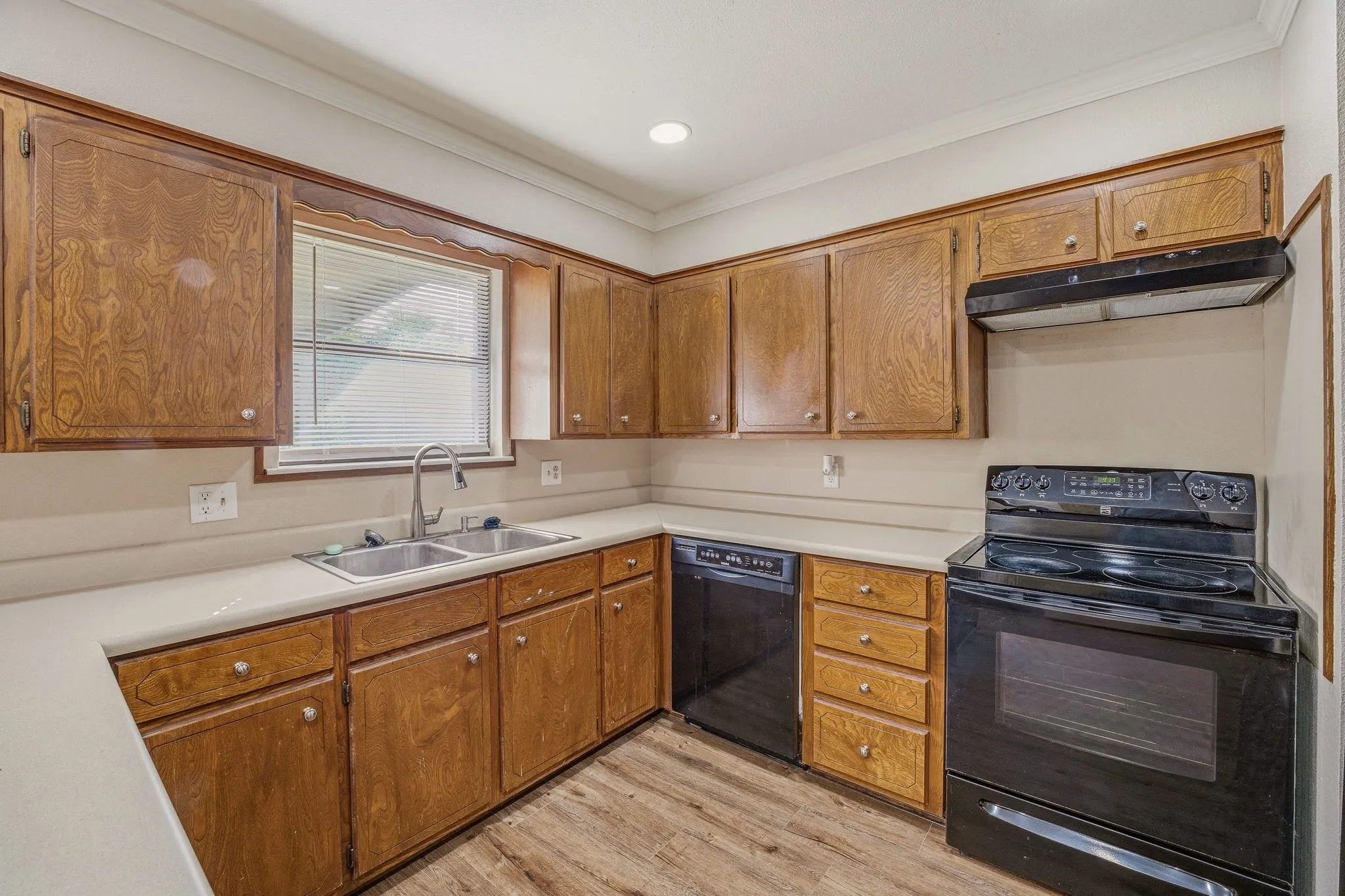 Single Family Residence For Sale in Erath County , 115 Doublehorn Street, Stephenville, Texas 76401, 3 Bedroom, 1 Bathroom, Garage spaces, 1,549 Sqft, built in 1981, mls#21244473, Real Estate Agent in Stephenville, Homes For Sale in Erath county, Homes For Sale in Stephenville, Realtor in Stephenville Texas, Real Estate Brokerage Independent Realty Texas, Luminita Cordes Realtor