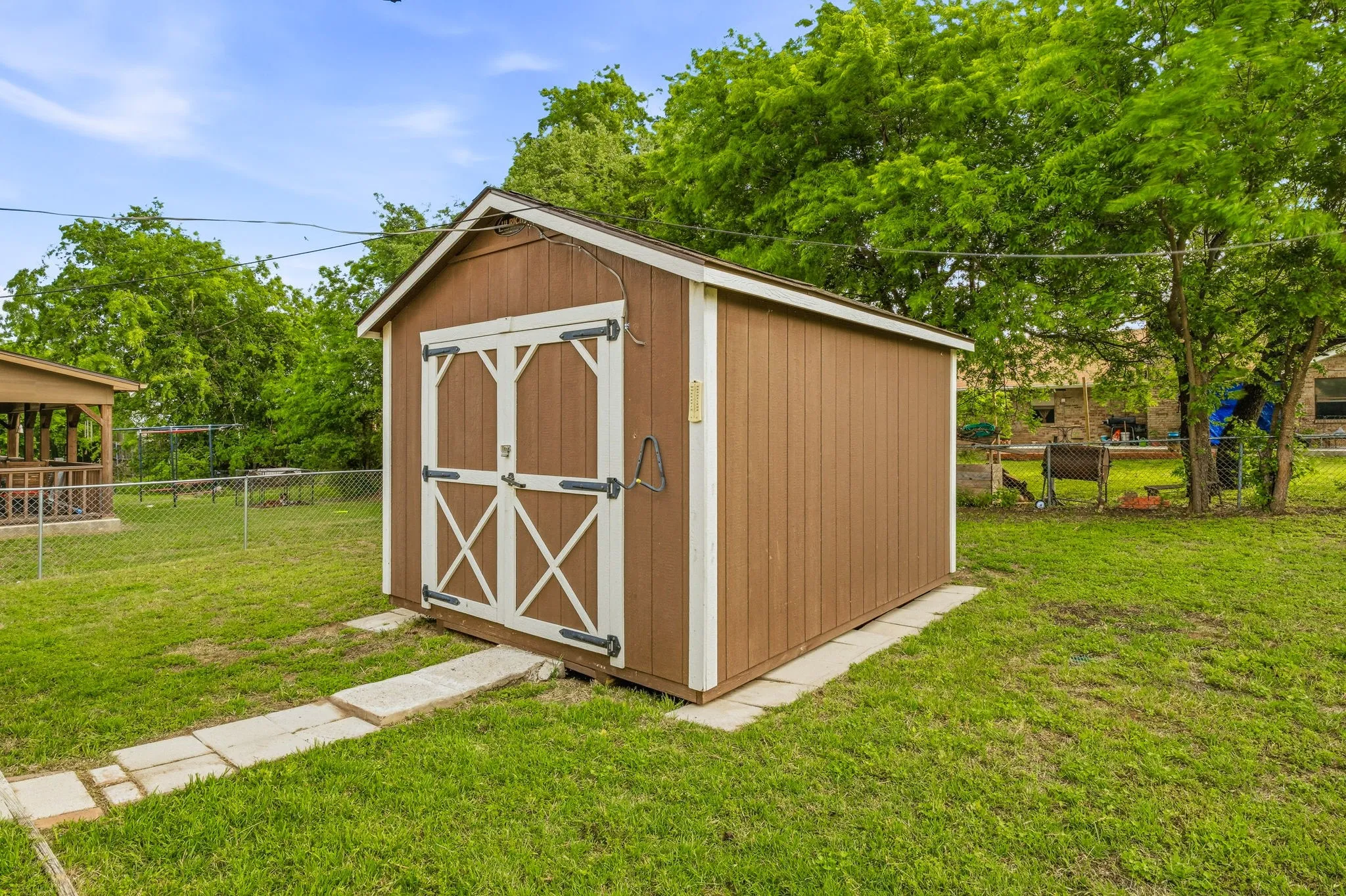 Single Family Residence For Sale in Erath County , 115 Doublehorn Street, Stephenville, Texas 76401, 3 Bedroom, 1 Bathroom, Garage spaces, 1,549 Sqft, built in 1981, mls#21244473, Real Estate Agent in Stephenville, Homes For Sale in Erath county, Homes For Sale in Stephenville, Realtor in Stephenville Texas, Real Estate Brokerage Independent Realty Texas, Luminita Cordes Realtor