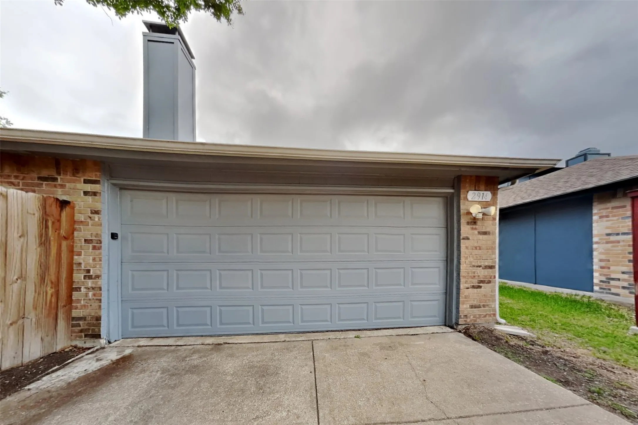 Single Family Residence For Rent in Dallas County , 2914 Dukeswood Drive, Garland, Texas 75040, 3 Bedrooms, 2 Bathrooms, 2 Garage spaces, 1,818 Sqft, built in 1986, Preowned, Price $2,195, mls#21244482, Real Estate Agent in Garland, Homes For Rent in Dallas county, Homes For Rent in Garland, Realtor in Garland Texas, Real Estate Brokerage Independent Realty Texas, Luminita Cordes Realtor