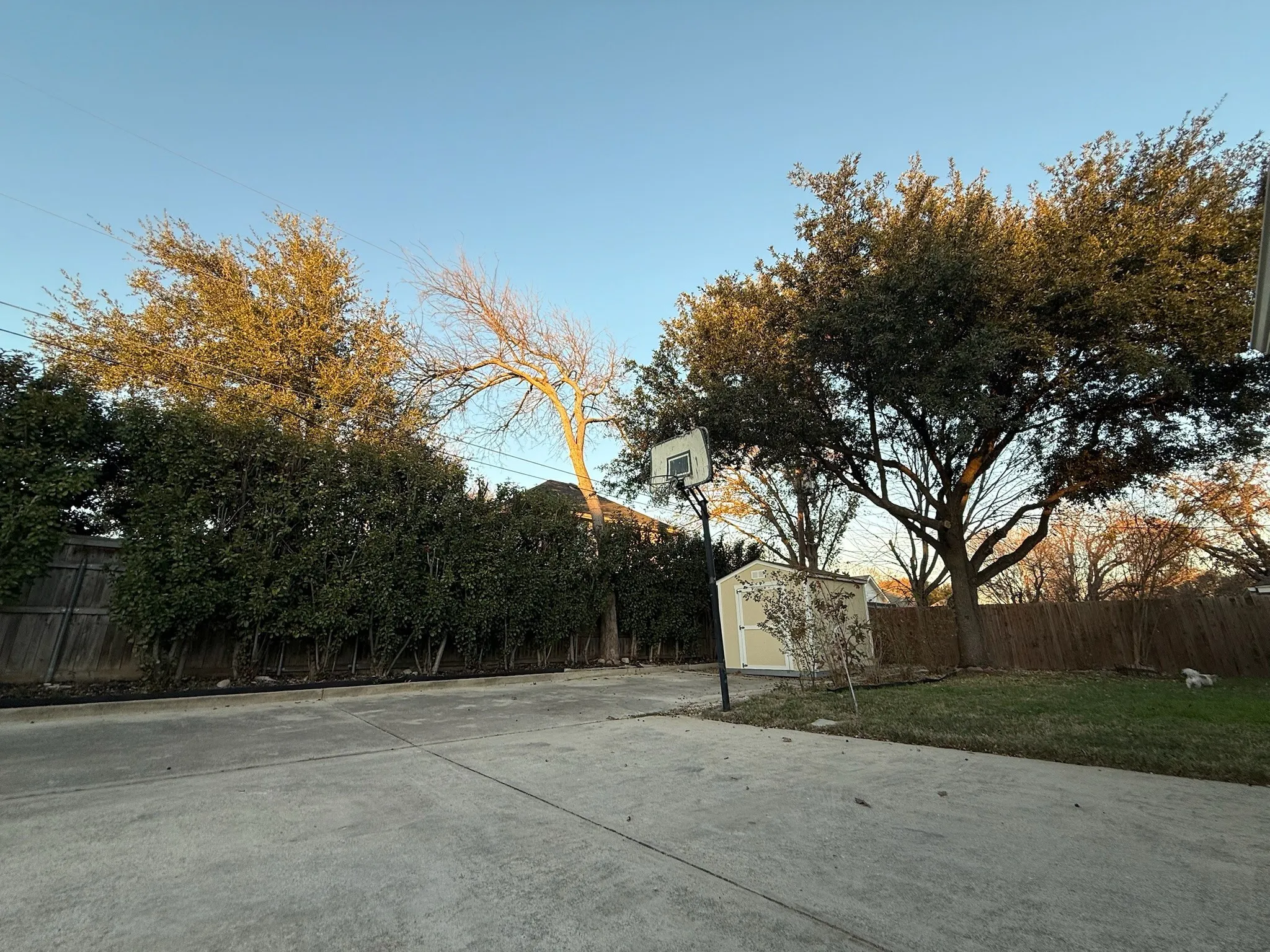 Single Family Residence For Sale in Tarrant County , 7809 Hightower Drive, North Richland Hills, Texas 76182, 3 Bedroom, 2 Bathroom, 2 Garage spaces, 2,117 Sqft, built in 1995, mls#21241327, Real Estate Agent in North Richland Hills, Homes For Sale in Tarrant county, Homes For Sale in North Richland Hills, Realtor in North Richland Hills Texas, Real Estate Brokerage Independent Realty Texas, Luminita Cordes Realtor
