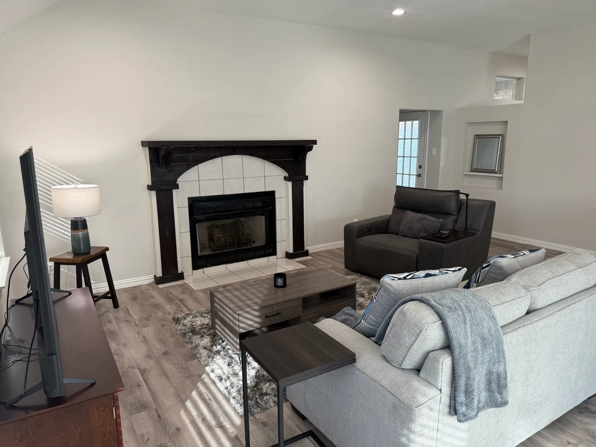 Single Family Residence For Sale in Tarrant County , 7809 Hightower Drive, North Richland Hills, Texas 76182, 3 Bedroom, 2 Bathroom, 2 Garage spaces, 2,117 Sqft, built in 1995, mls#21241327, Real Estate Agent in North Richland Hills, Homes For Sale in Tarrant county, Homes For Sale in North Richland Hills, Realtor in North Richland Hills Texas, Real Estate Brokerage Independent Realty Texas, Luminita Cordes Realtor