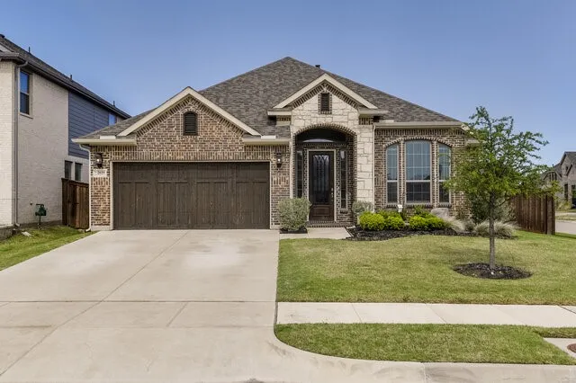 Single Family Residence For Sale in Johnson County , 2616 Henley Way, Mansfield, Texas 76084, 4 Bedroom, 3 Bathroom, 2 Garage spaces, 2,395 Sqft, built in 2023, Preowned, mls#21229049, Real Estate Agent in Mansfield, Homes For Sale in Johnson county, Homes For Sale in Mansfield, Realtor in Mansfield Texas, Real Estate Brokerage Independent Realty Texas, Luminita Cordes Realtor