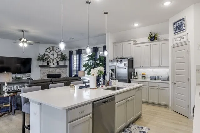 Single Family Residence For Sale in Johnson County , 2616 Henley Way, Mansfield, Texas 76084, 4 Bedroom, 3 Bathroom, 2 Garage spaces, 2,395 Sqft, built in 2023, Preowned, mls#21229049, Real Estate Agent in Mansfield, Homes For Sale in Johnson county, Homes For Sale in Mansfield, Realtor in Mansfield Texas, Real Estate Brokerage Independent Realty Texas, Luminita Cordes Realtor