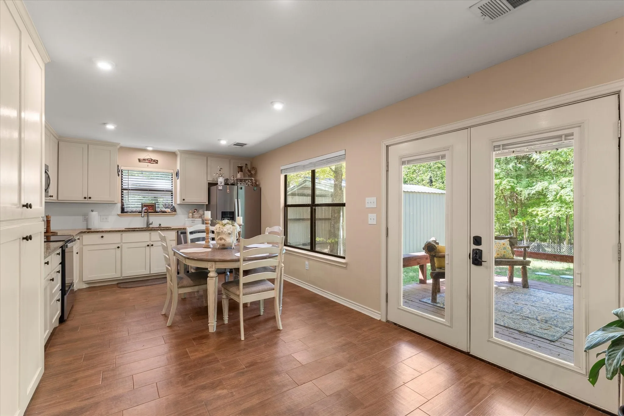 Single Family Residence For Sale in Wood County , 353 PR 5861, Yantis, Texas 75497, 2 Bedroom, 1 Bathroom, Garage spaces, 975 Sqft, built in 2019, Preowned, mls#21224558, Real Estate Agent in Yantis, Homes For Sale in Wood county, Homes For Sale in Yantis, Realtor in Yantis Texas, Real Estate Brokerage Independent Realty Texas, Luminita Cordes Realtor