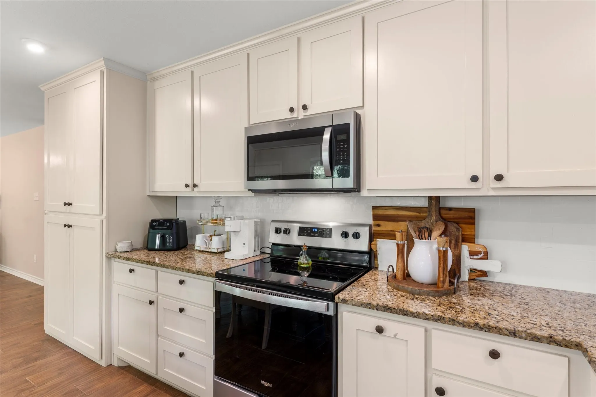 Single Family Residence For Sale in Wood County , 353 PR 5861, Yantis, Texas 75497, 2 Bedroom, 1 Bathroom, Garage spaces, 975 Sqft, built in 2019, Preowned, mls#21224558, Real Estate Agent in Yantis, Homes For Sale in Wood county, Homes For Sale in Yantis, Realtor in Yantis Texas, Real Estate Brokerage Independent Realty Texas, Luminita Cordes Realtor