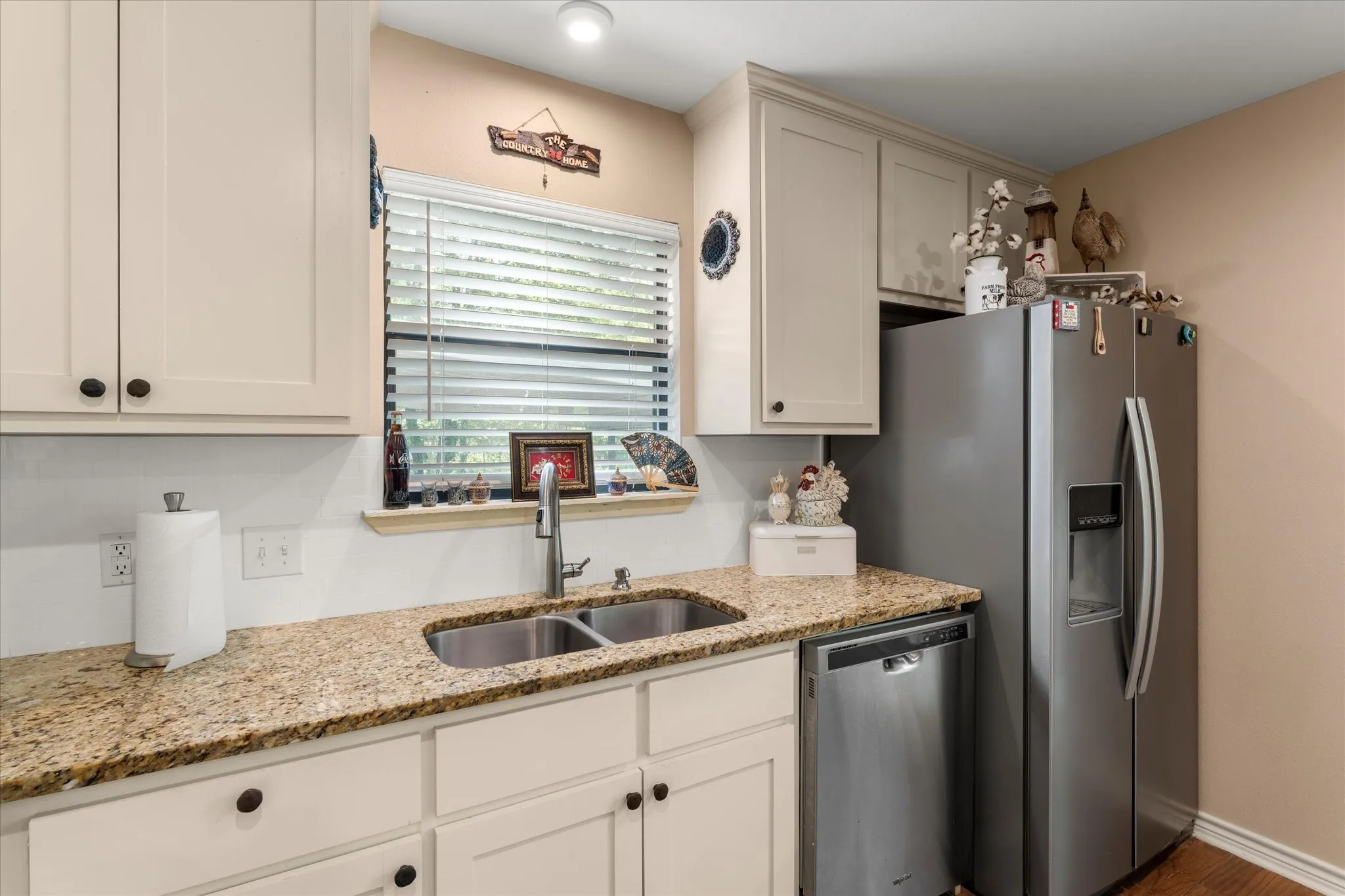 Single Family Residence For Sale in Wood County , 353 PR 5861, Yantis, Texas 75497, 2 Bedroom, 1 Bathroom, Garage spaces, 975 Sqft, built in 2019, Preowned, mls#21224558, Real Estate Agent in Yantis, Homes For Sale in Wood county, Homes For Sale in Yantis, Realtor in Yantis Texas, Real Estate Brokerage Independent Realty Texas, Luminita Cordes Realtor