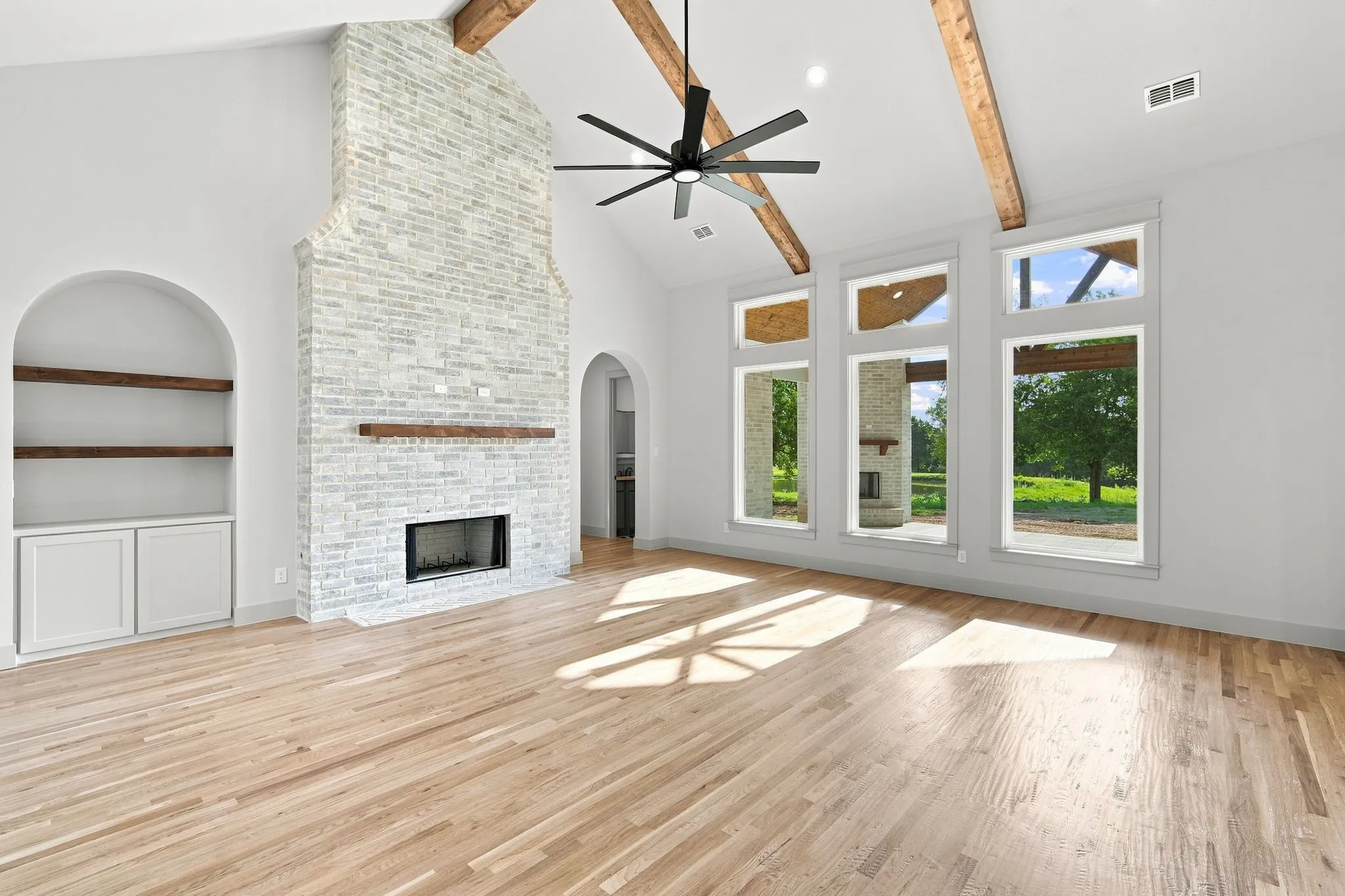 Single Family Residence For Sale in Johnson County , 2008 Beauty Berry Court, Cleburne, Texas 76031, 4 Bedroom, 4 Bathroom, 3 Garage spaces, 3,220 Sqft, built in 2026, mls#21244481, Real Estate Agent in Cleburne, Homes For Sale in Johnson county, Homes For Sale in Cleburne, Realtor in Cleburne Texas, Real Estate Brokerage Independent Realty Texas, Luminita Cordes Realtor