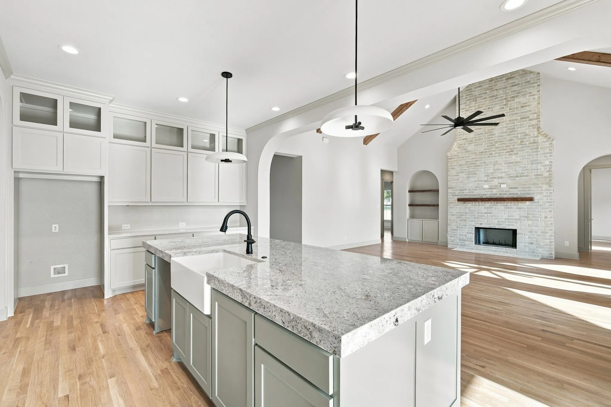Single Family Residence For Sale in Johnson County , 2008 Beauty Berry Court, Cleburne, Texas 76031, 4 Bedroom, 4 Bathroom, 3 Garage spaces, 3,220 Sqft, built in 2026, mls#21244481, Real Estate Agent in Cleburne, Homes For Sale in Johnson county, Homes For Sale in Cleburne, Realtor in Cleburne Texas, Real Estate Brokerage Independent Realty Texas, Luminita Cordes Realtor