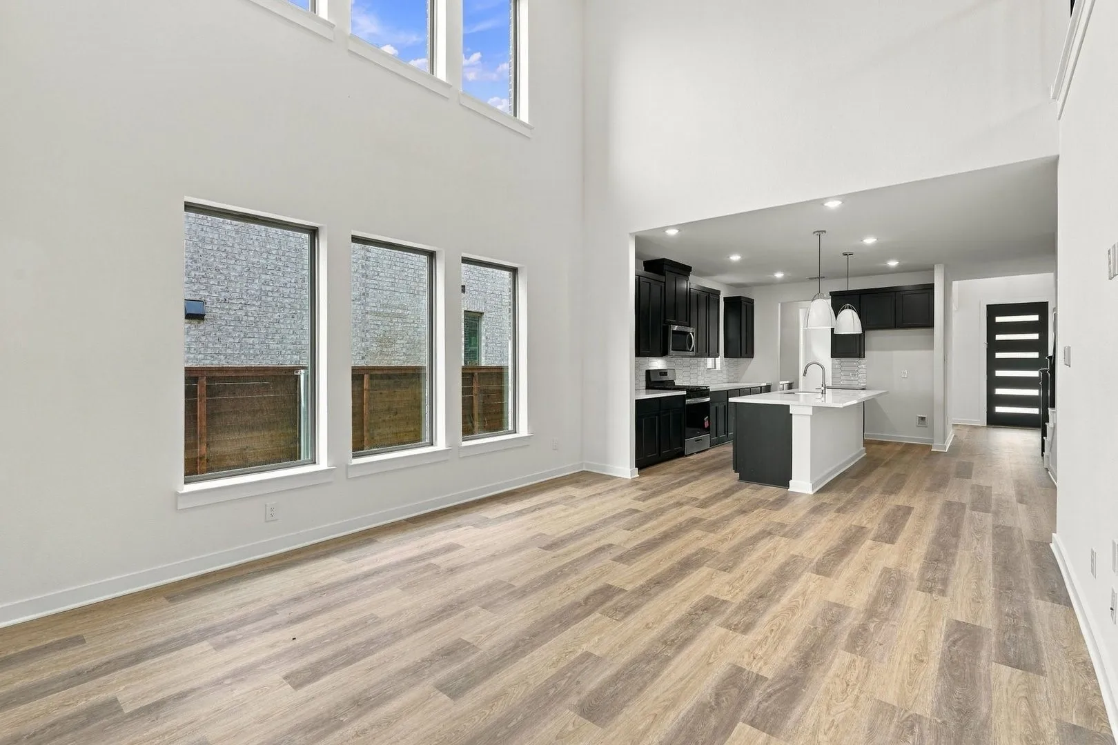 DAL_Solterra_Roberts_1628 Peridot Parkway (15)