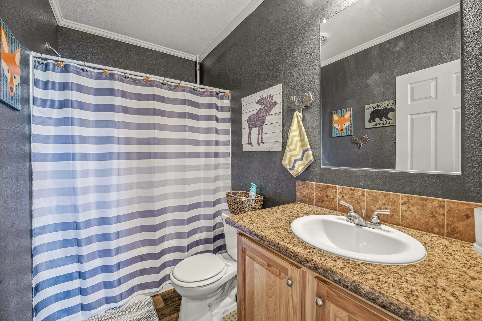 Mobile Home For Sale in Young County , 1262 Rosser Ranch Road, Graham, Texas 76450, 3 Bedroom, 2 Bathroom, Garage spaces, 1,792 Sqft, built in 2015, Preowned, mls#21243545, Real Estate Agent in Graham, Homes For Sale in Young county, Homes For Sale in Graham, Realtor in Graham Texas, Real Estate Brokerage Independent Realty Texas, Luminita Cordes Realtor