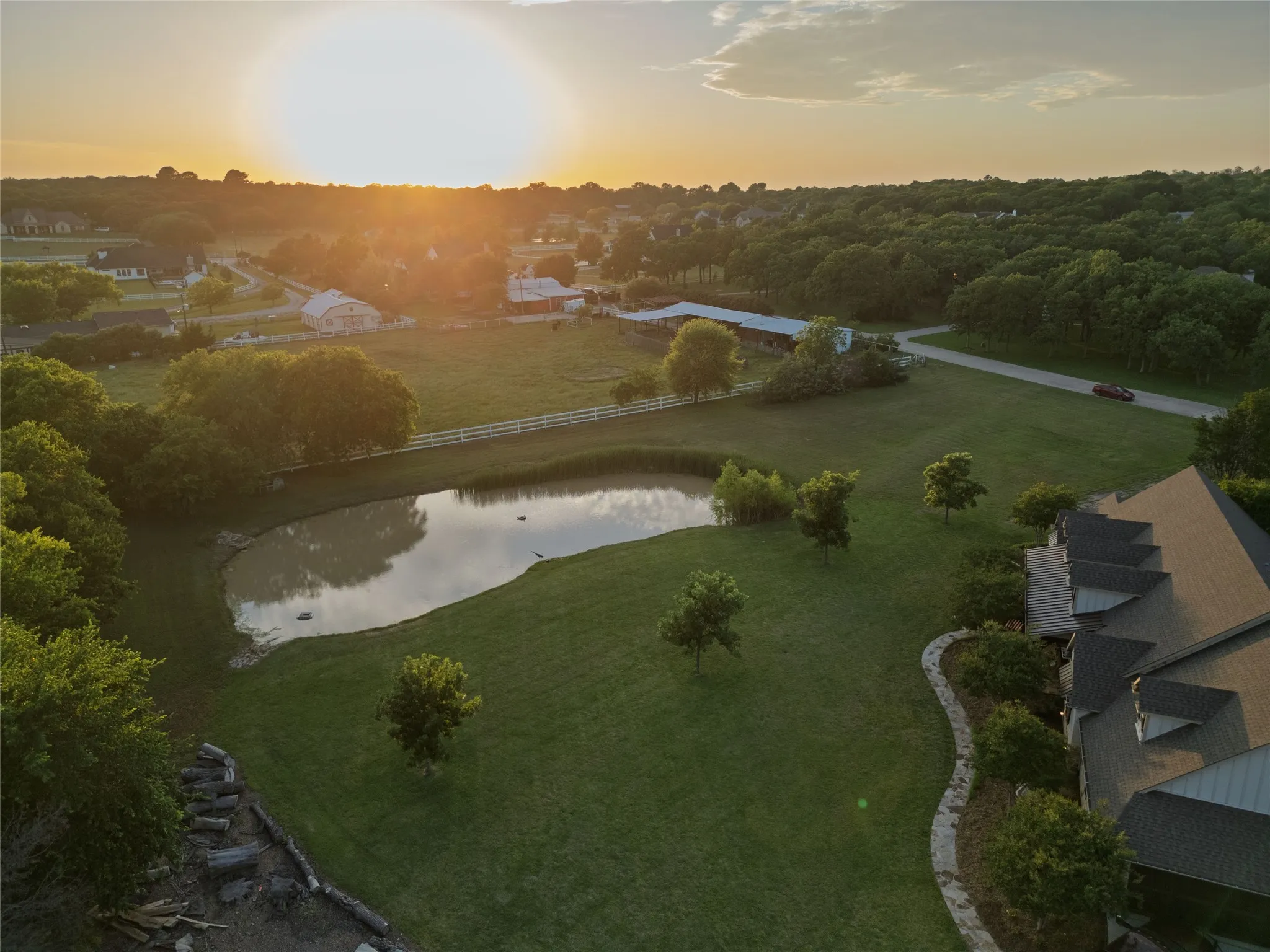 Single Family Residence For Sale in Tarrant County , 1331 Bancroft Road, Keller, Texas 76262, 5 Bedroom, 5 Bathroom, 4 Garage spaces, 4,875 Sqft, built in 2013, Preowned, mls#21242217, Real Estate Agent in Keller, Homes For Sale in Tarrant county, Homes For Sale in Keller, Realtor in Keller Texas, Real Estate Brokerage Independent Realty Texas, Luminita Cordes Realtor