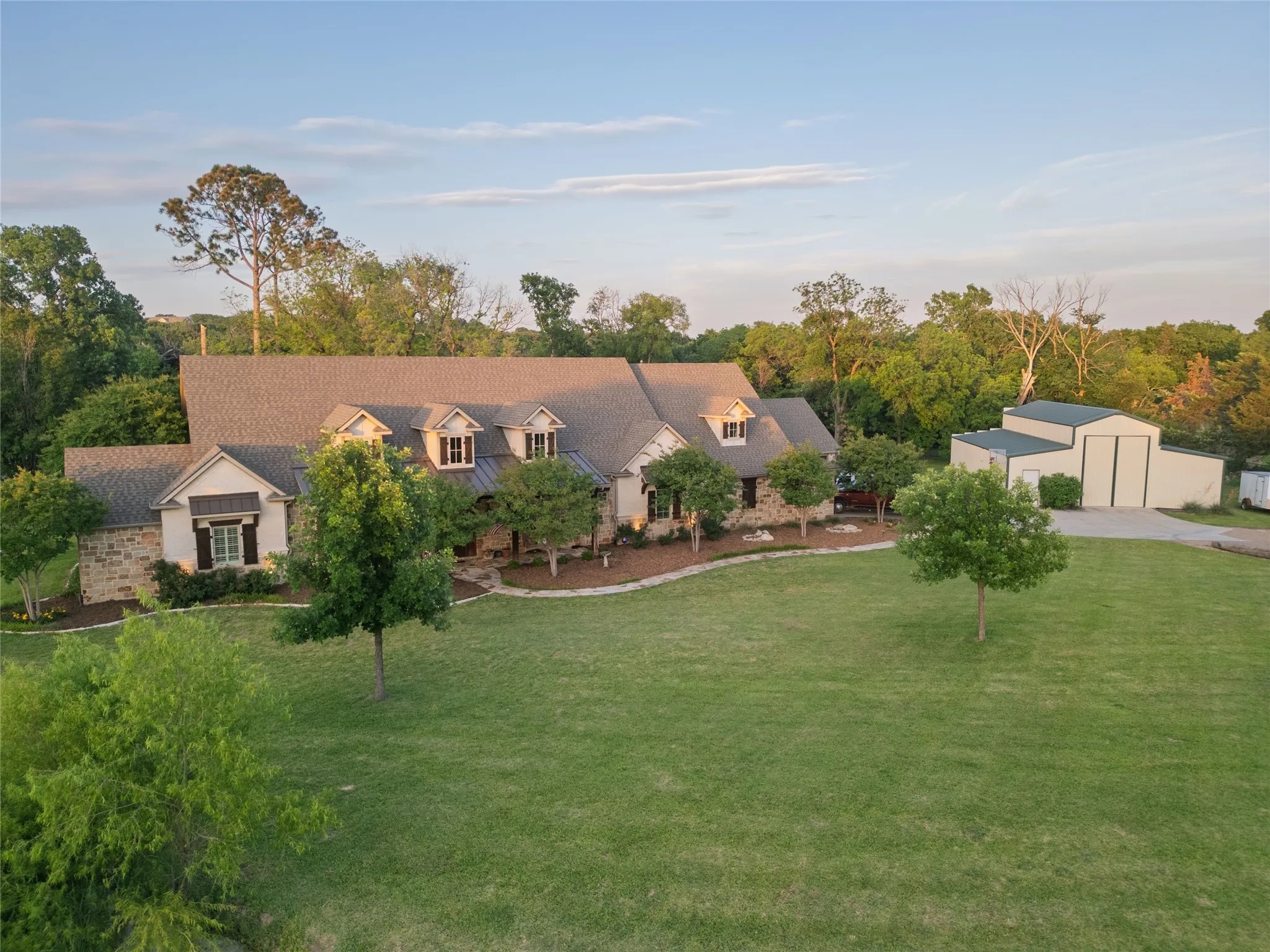Single Family Residence For Sale in Tarrant County , 1331 Bancroft Road, Keller, Texas 76262, 5 Bedroom, 5 Bathroom, 4 Garage spaces, 4,875 Sqft, built in 2013, Preowned, mls#21242217, Real Estate Agent in Keller, Homes For Sale in Tarrant county, Homes For Sale in Keller, Realtor in Keller Texas, Real Estate Brokerage Independent Realty Texas, Luminita Cordes Realtor