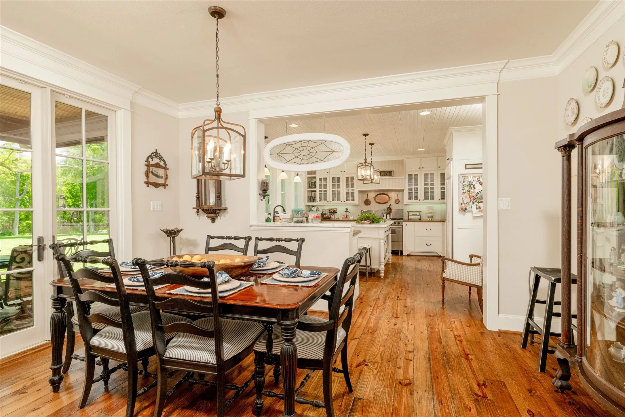 Single Family Residence For Sale in Tarrant County , 1331 Bancroft Road, Keller, Texas 76262, 5 Bedroom, 5 Bathroom, 4 Garage spaces, 4,875 Sqft, built in 2013, Preowned, mls#21242217, Real Estate Agent in Keller, Homes For Sale in Tarrant county, Homes For Sale in Keller, Realtor in Keller Texas, Real Estate Brokerage Independent Realty Texas, Luminita Cordes Realtor