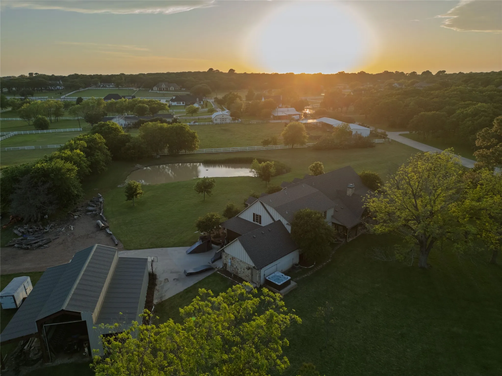 Single Family Residence For Sale in Tarrant County , 1331 Bancroft Road, Keller, Texas 76262, 5 Bedroom, 5 Bathroom, 4 Garage spaces, 4,875 Sqft, built in 2013, Preowned, mls#21242217, Real Estate Agent in Keller, Homes For Sale in Tarrant county, Homes For Sale in Keller, Realtor in Keller Texas, Real Estate Brokerage Independent Realty Texas, Luminita Cordes Realtor