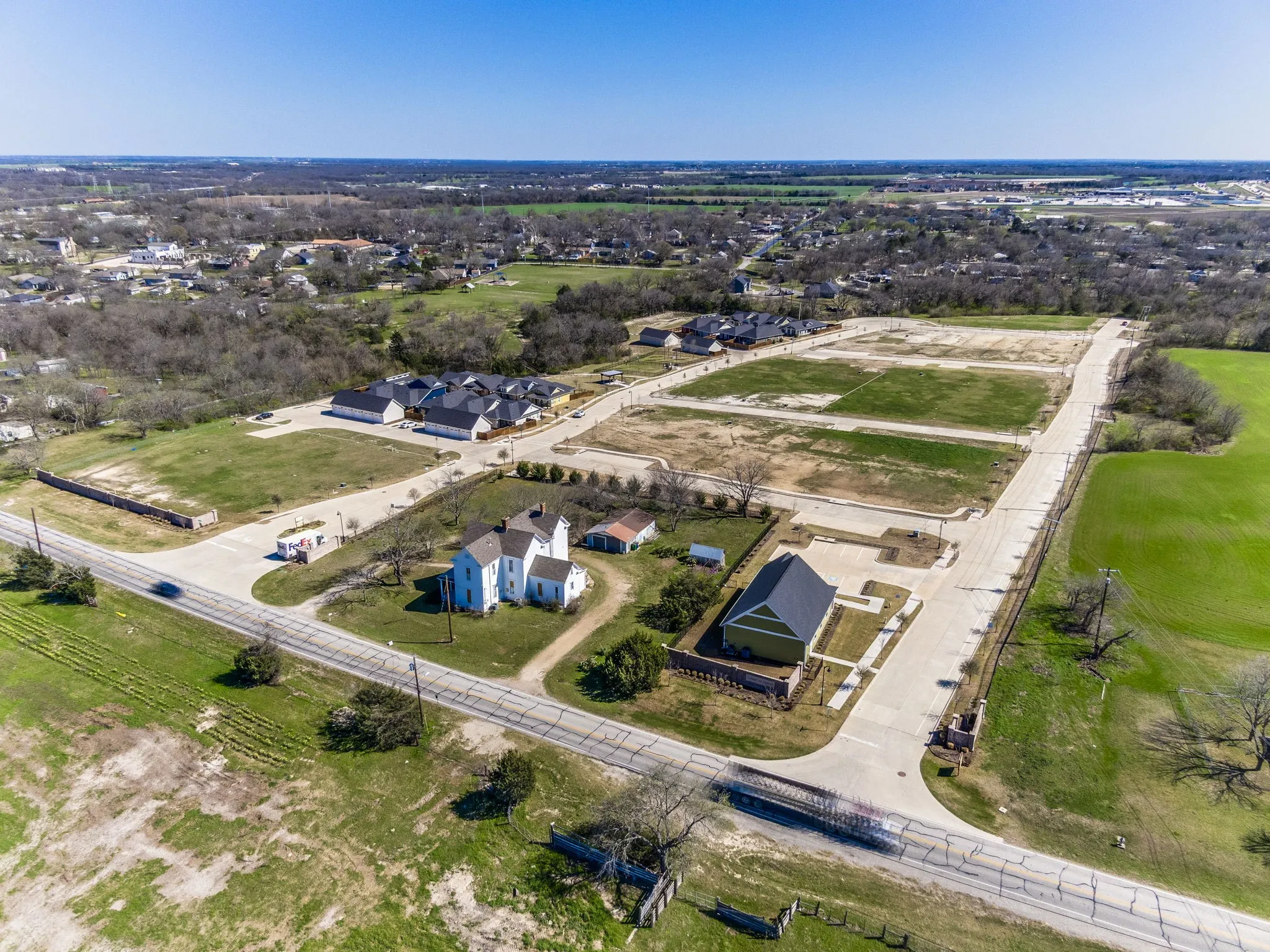 Birds eye view of property