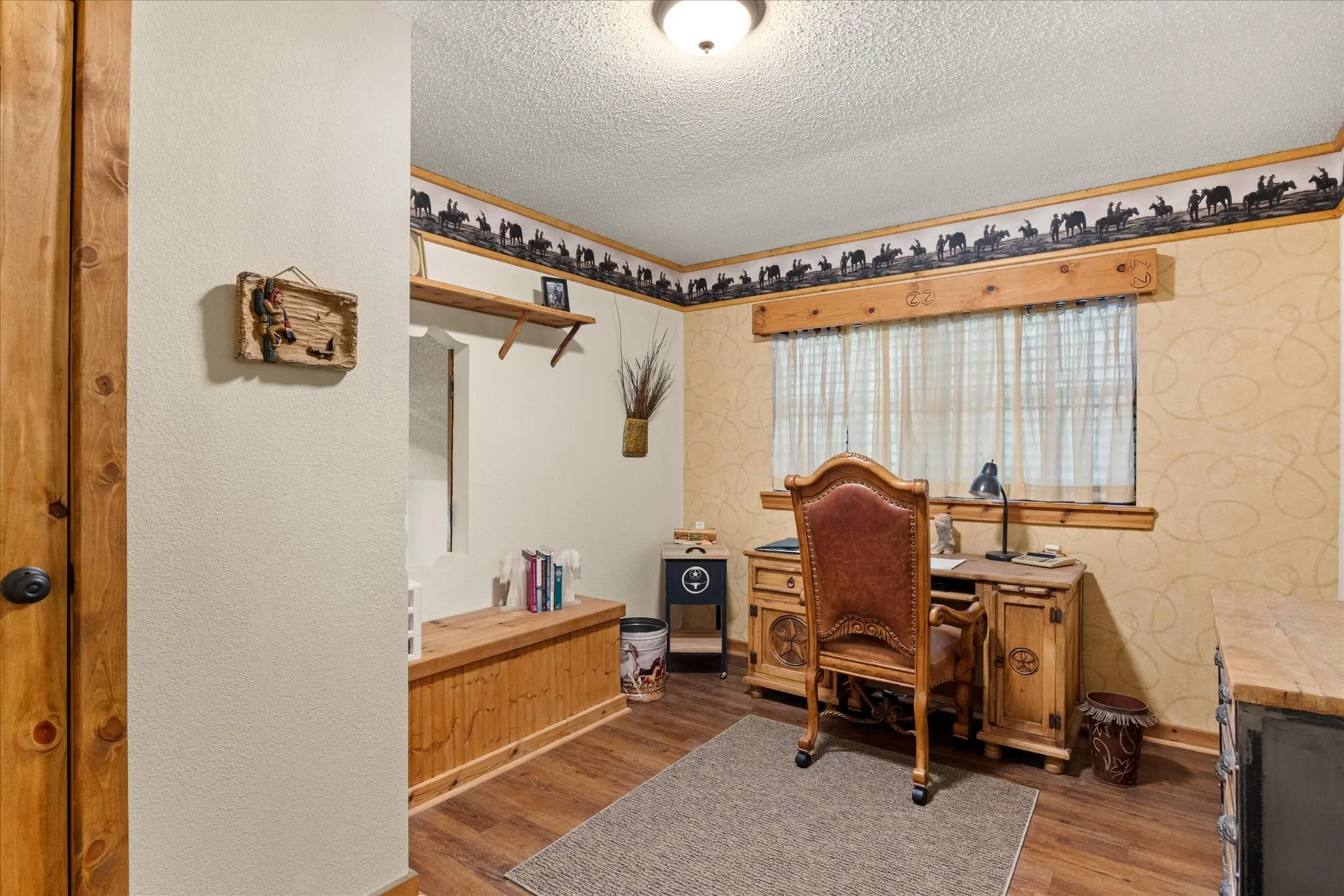 Farm For Sale in Erath County , 31577 N US Highway 281, Lipan, Texas 76462, 3 Bedroom, 2 Bathroom, Garage spaces, 2,078 Sqft, built in 1999, Preowned, mls#21244347, Real Estate Agent in Lipan, Homes For Sale in Erath county, Homes For Sale in Lipan, Realtor in Lipan Texas, Real Estate Brokerage Independent Realty Texas, Luminita Cordes Realtor