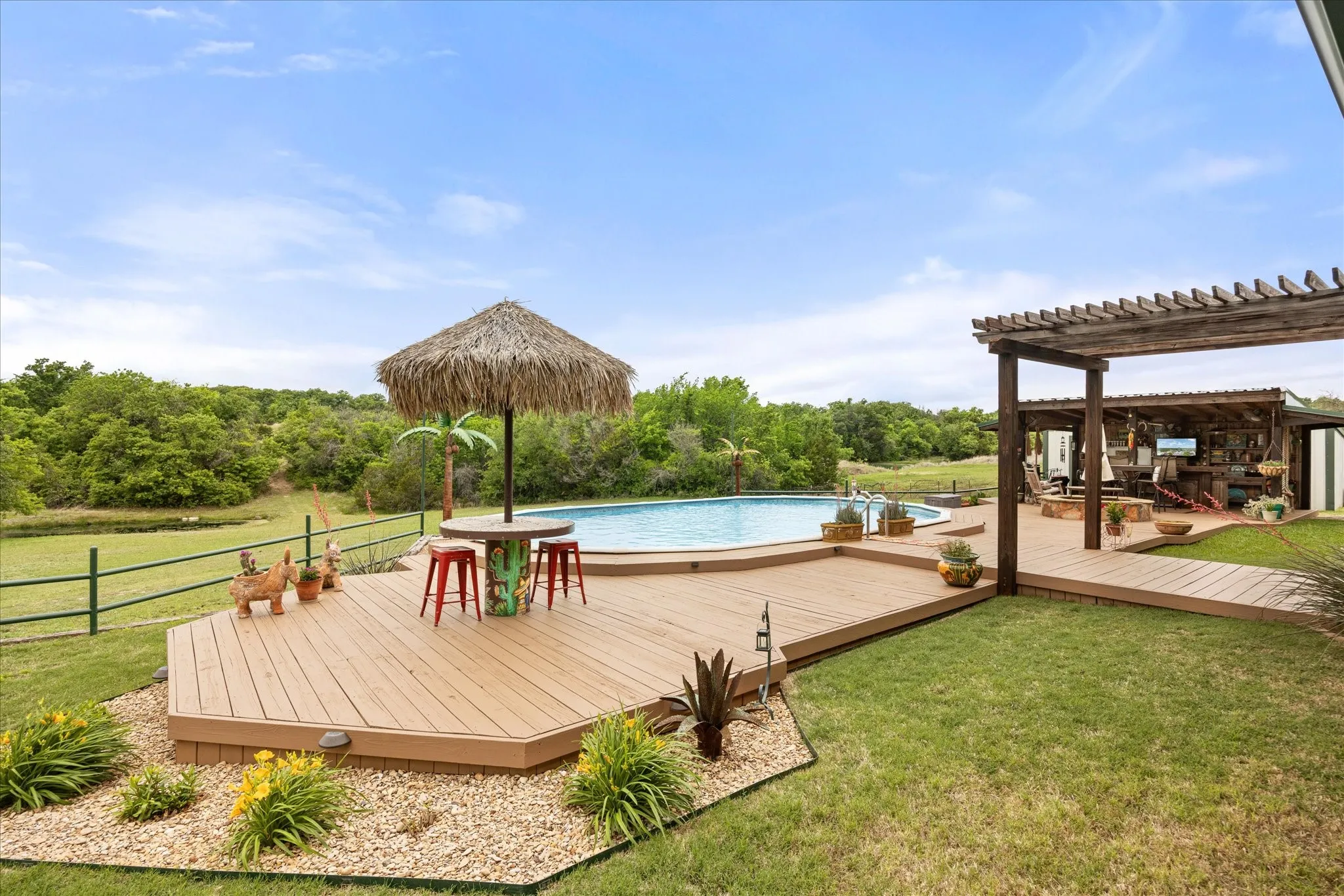 Farm For Sale in Erath County , 31577 N US Highway 281, Lipan, Texas 76462, 3 Bedroom, 2 Bathroom, Garage spaces, 2,078 Sqft, built in 1999, Preowned, mls#21244347, Real Estate Agent in Lipan, Homes For Sale in Erath county, Homes For Sale in Lipan, Realtor in Lipan Texas, Real Estate Brokerage Independent Realty Texas, Luminita Cordes Realtor