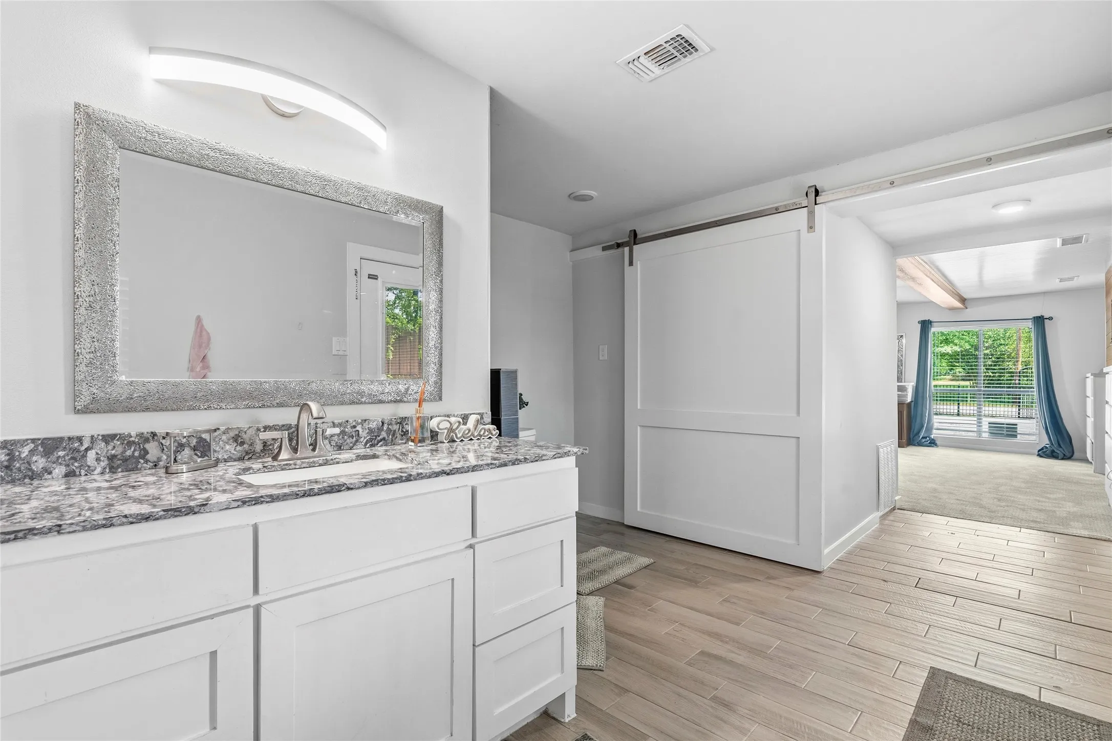 Single Family Residence For Sale in Hopkins County , 965 Farm Road 900 N, Saltillo, Texas 75478, 3 Bedroom, 3 Bathroom, Garage spaces, 1,798 Sqft, built in 1965, mls#21244485, Real Estate Agent in Saltillo, Homes For Sale in Hopkins county, Homes For Sale in Saltillo, Realtor in Saltillo Texas, Real Estate Brokerage Independent Realty Texas, Luminita Cordes Realtor