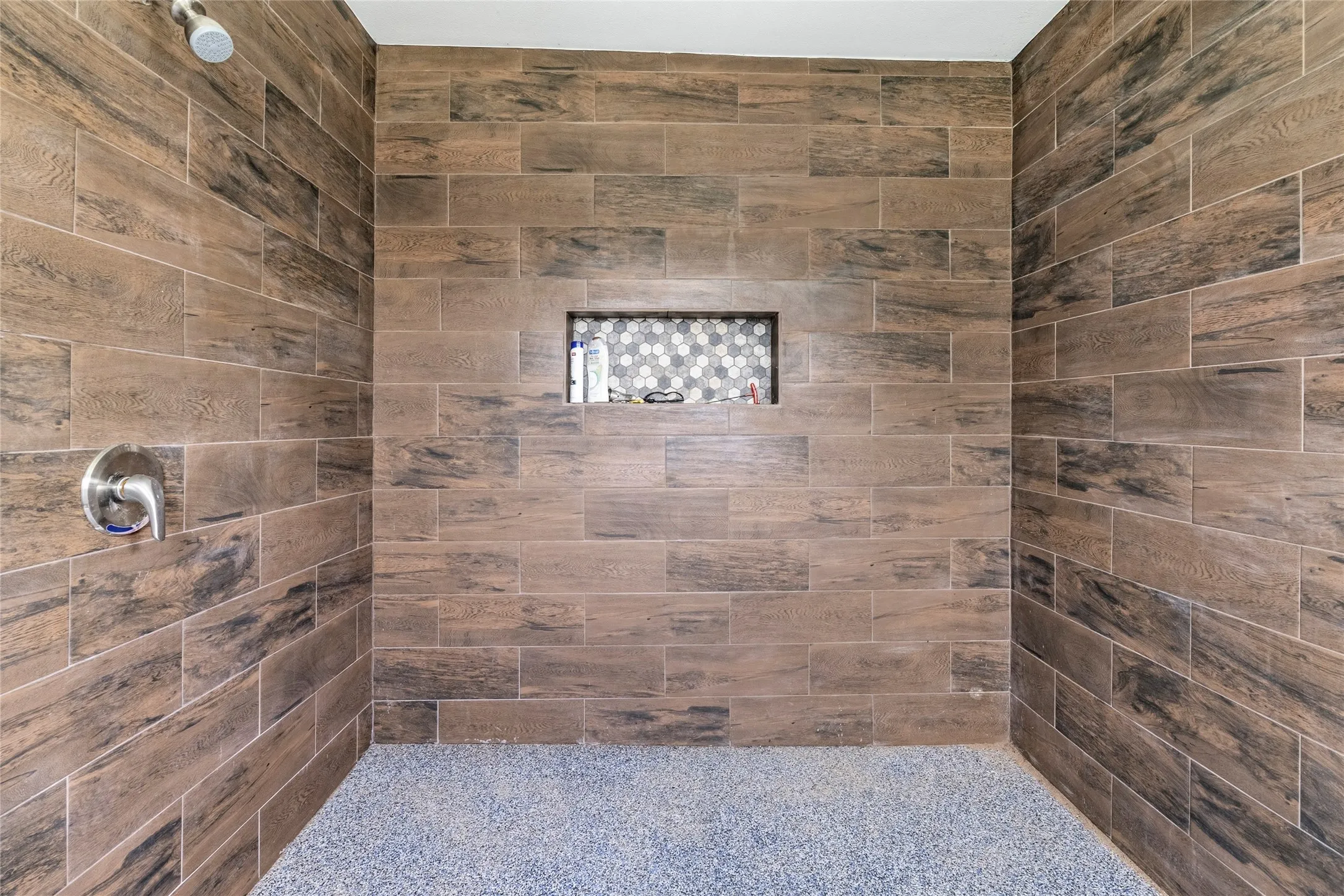 Guest Quarters Shower