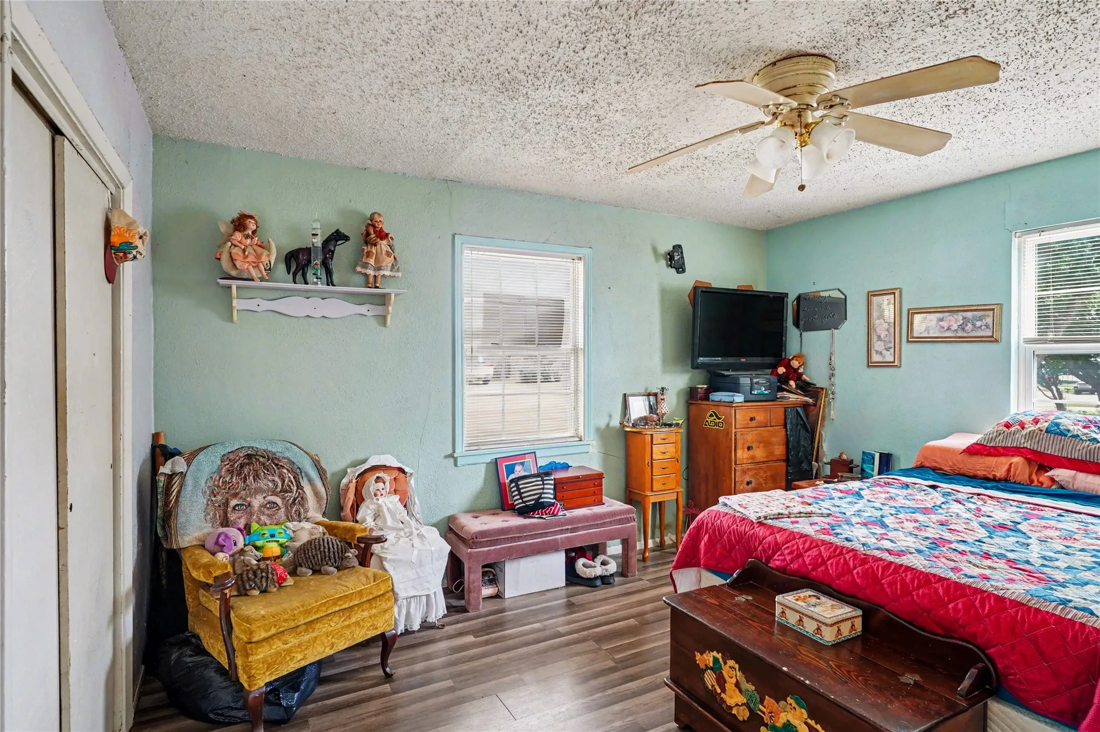 Single Family Residence For Sale in Tarrant County , 5700 Kennedy Street, Watauga, Texas 76148, 3 Bedroom, 1 Bathroom, Garage spaces, 1,320 Sqft, built in 1960, Preowned, mls#21244689, Real Estate Agent in Watauga, Homes For Sale in Tarrant county, Homes For Sale in Watauga, Realtor in Watauga Texas, Real Estate Brokerage Independent Realty Texas, Luminita Cordes Realtor
