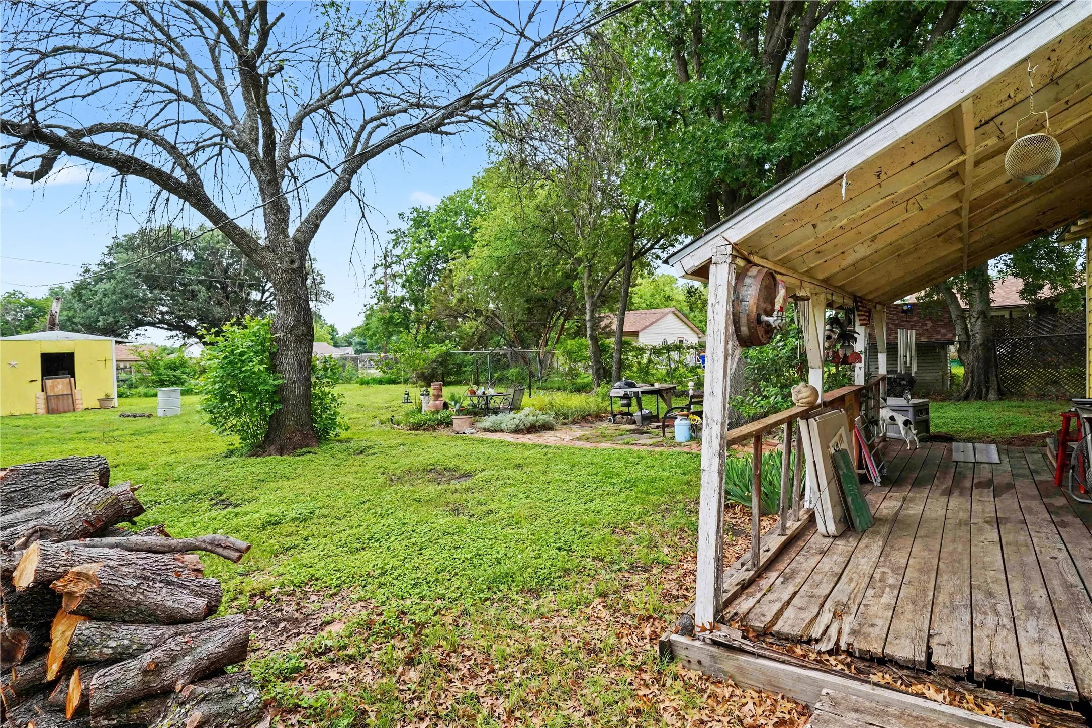 Single Family Residence For Sale in Tarrant County , 5700 Kennedy Street, Watauga, Texas 76148, 3 Bedroom, 1 Bathroom, Garage spaces, 1,320 Sqft, built in 1960, Preowned, mls#21244689, Real Estate Agent in Watauga, Homes For Sale in Tarrant county, Homes For Sale in Watauga, Realtor in Watauga Texas, Real Estate Brokerage Independent Realty Texas, Luminita Cordes Realtor