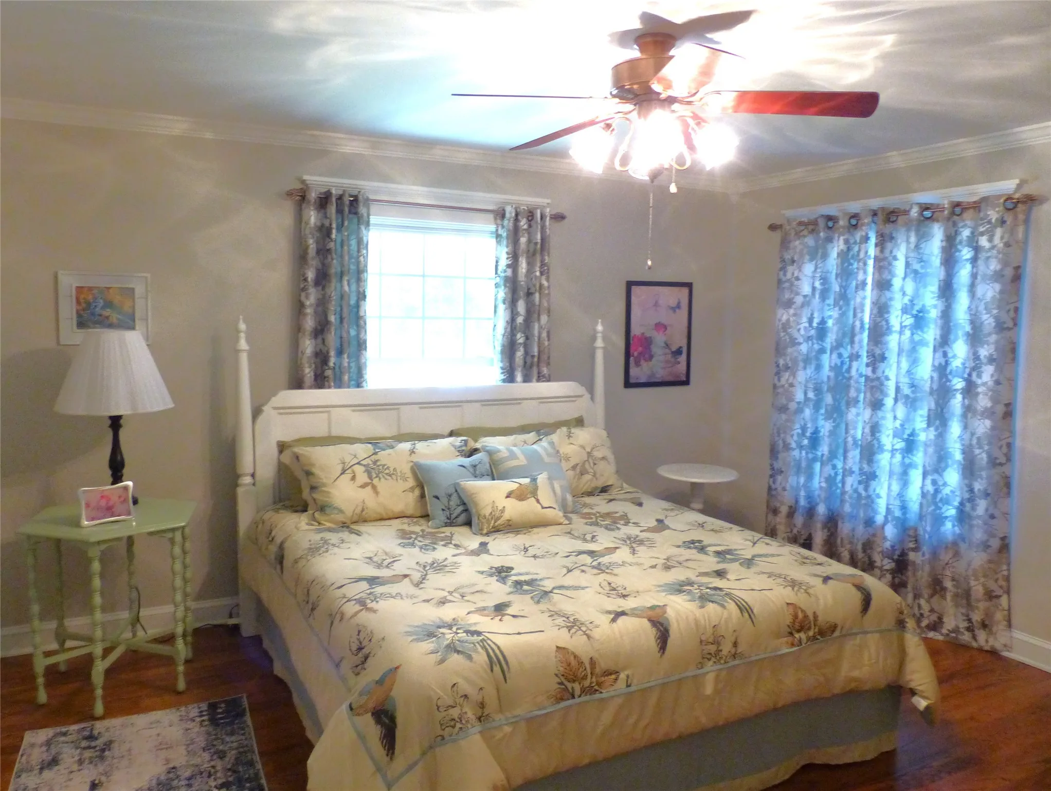 Single Family Residence For Sale in Mc Culloch County , 1408 S China, Brady, Texas 76825, 4 Bedroom, 4 Bathroom, 2 Garage spaces, 3,157 Sqft, built in 1942, mls#21244691, Real Estate Agent in Brady, Homes For Sale in Mc Culloch county, Homes For Sale in Brady, Realtor in Brady Texas, Real Estate Brokerage Independent Realty Texas, Luminita Cordes Realtor