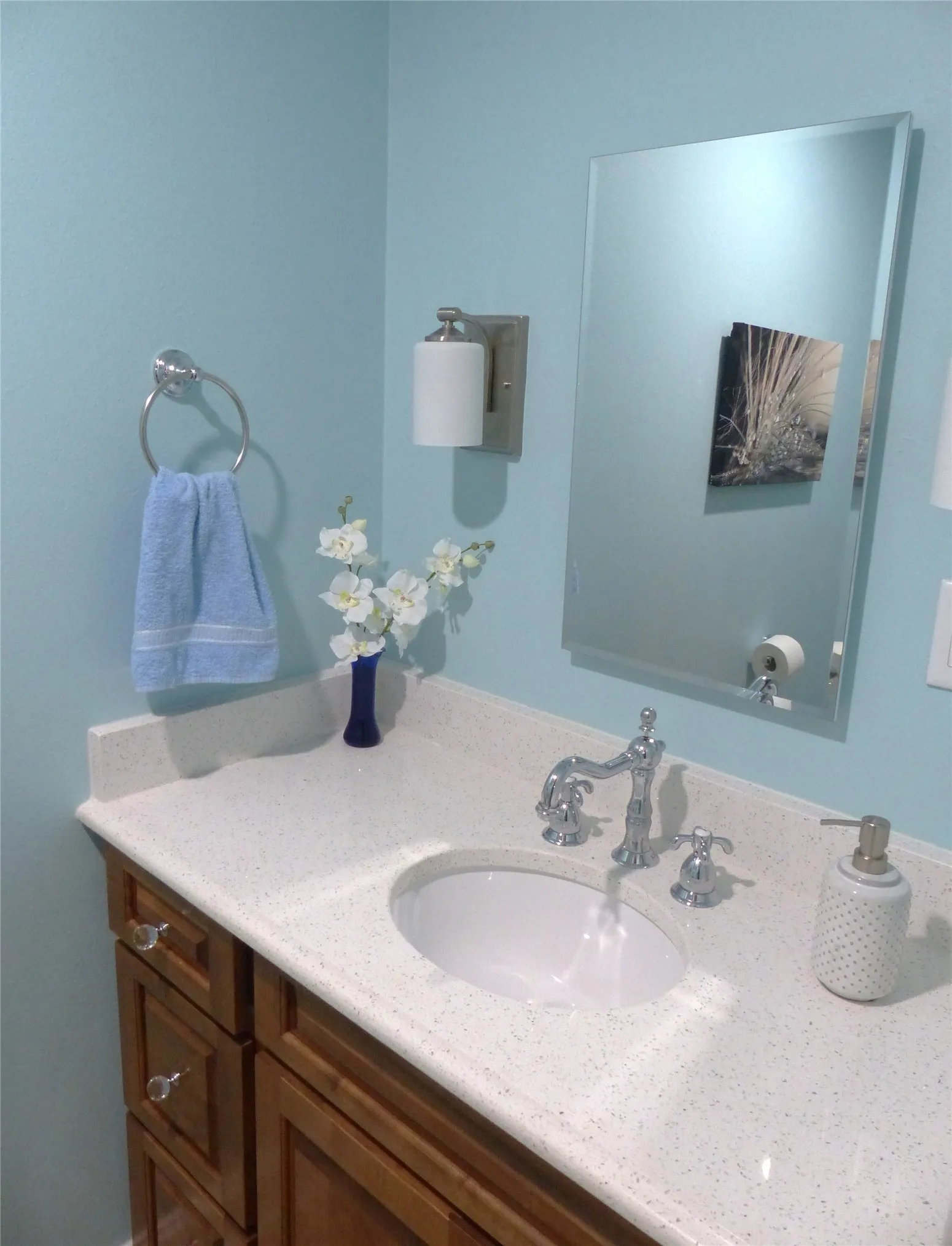 Single Family Residence For Sale in Mc Culloch County , 1408 S China, Brady, Texas 76825, 4 Bedroom, 4 Bathroom, 2 Garage spaces, 3,157 Sqft, built in 1942, mls#21244691, Real Estate Agent in Brady, Homes For Sale in Mc Culloch county, Homes For Sale in Brady, Realtor in Brady Texas, Real Estate Brokerage Independent Realty Texas, Luminita Cordes Realtor