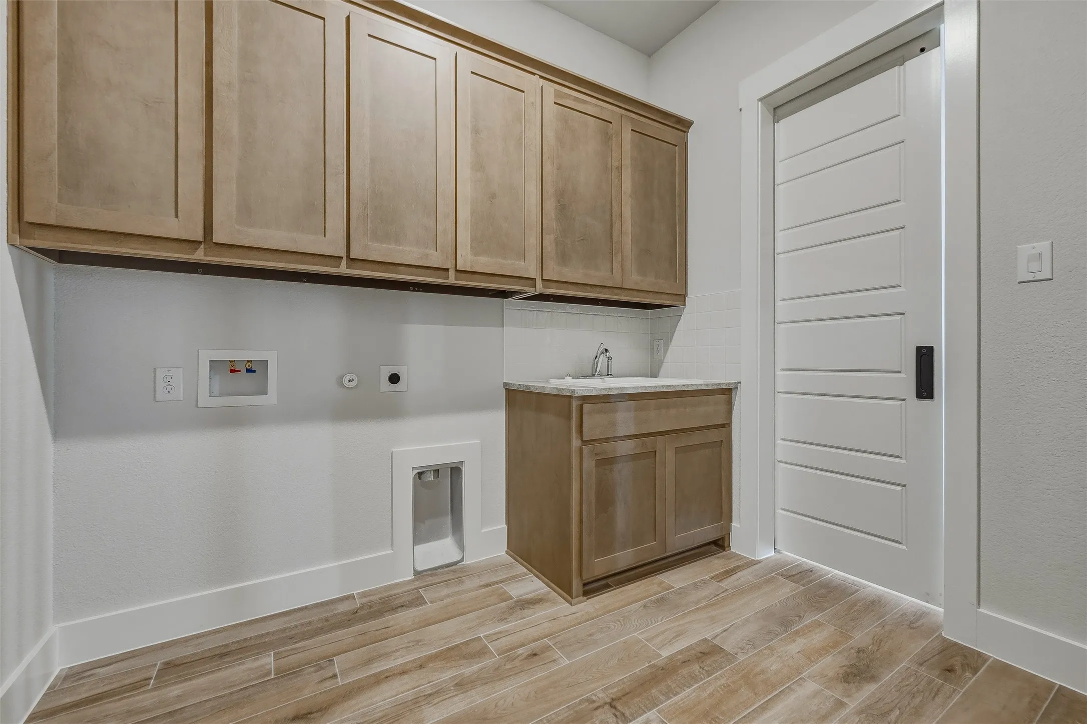 Single Family Residence For Sale in Parker County , 421 Texas Sage Trail, Weatherford, Texas 76085, 4 Bedroom, 3 Bathroom, 2 Garage spaces, 2,686 Sqft, built in 2026, New Construction - Incomplete, mls#21244653, Real Estate Agent in Weatherford, Homes For Sale in Parker county, Homes For Sale in Weatherford, Realtor in Weatherford Texas, Real Estate Brokerage Independent Realty Texas, Luminita Cordes Realtor
