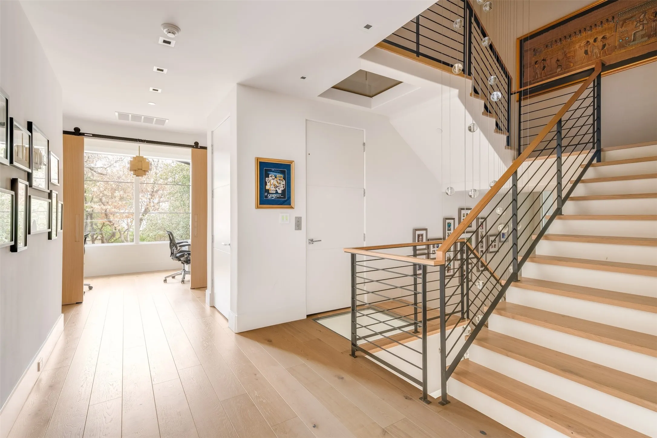 Single Family Residence For Sale in Dallas County , 6715 Golf Drive, University Park, Texas 75205, 6 Bedroom, 10 Bathroom, 4 Garage spaces, 9,517 Sqft, built in 2017, Preowned, mls#21242175, Real Estate Agent in University Park, Homes For Sale in Dallas county, Homes For Sale in University Park, Realtor in University Park Texas, Real Estate Brokerage Independent Realty Texas, Luminita Cordes Realtor