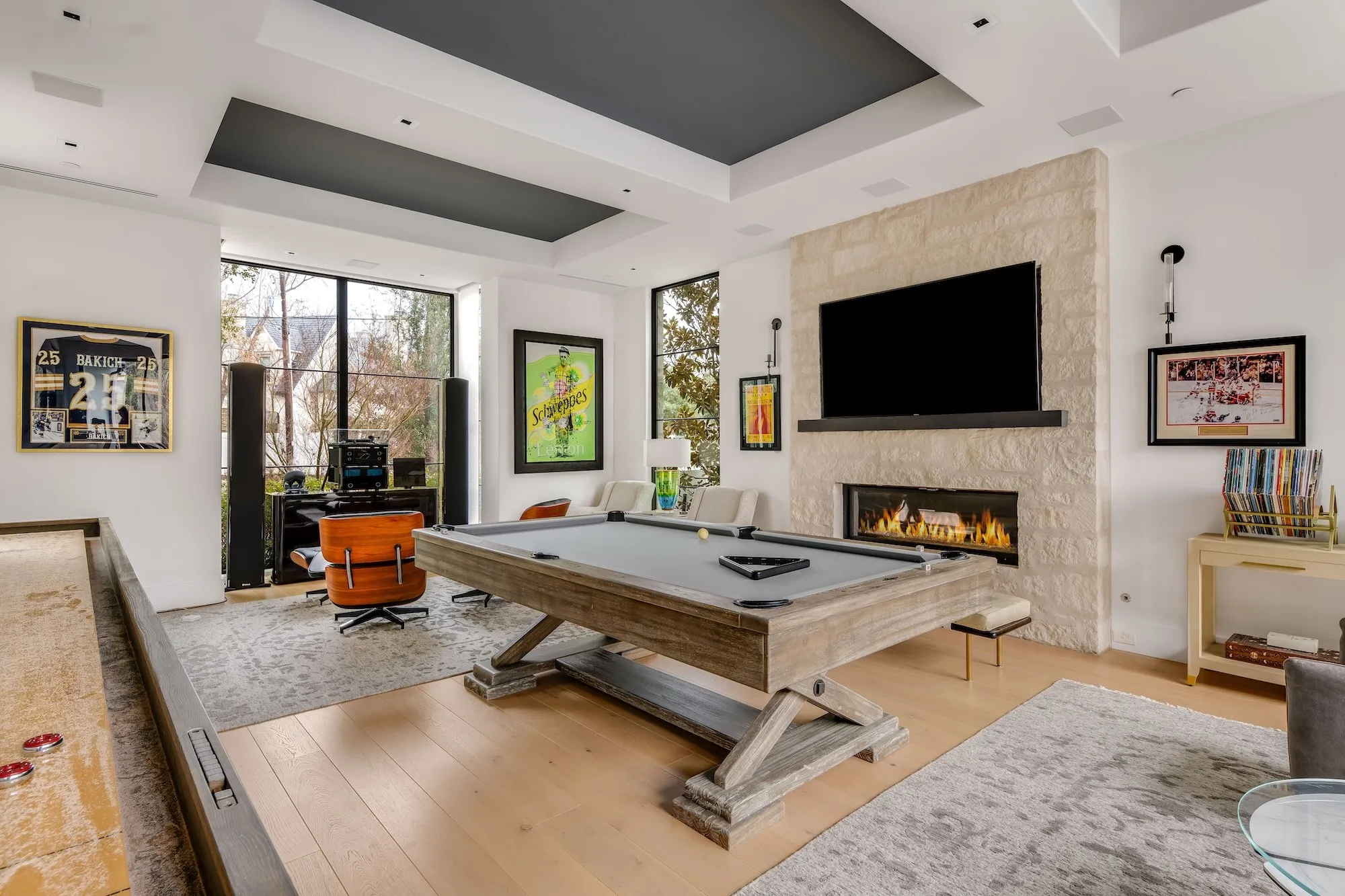 Single Family Residence For Sale in Dallas County , 6715 Golf Drive, University Park, Texas 75205, 6 Bedroom, 10 Bathroom, 4 Garage spaces, 9,517 Sqft, built in 2017, Preowned, mls#21242175, Real Estate Agent in University Park, Homes For Sale in Dallas county, Homes For Sale in University Park, Realtor in University Park Texas, Real Estate Brokerage Independent Realty Texas, Luminita Cordes Realtor