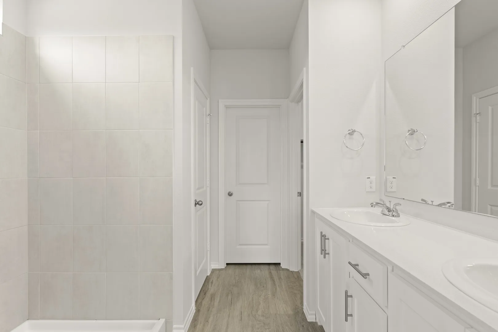 Single Family Residence For Sale in Collin County , 1702 Potomac Lane, Blue Ridge, Texas 75424, 5 Bedroom, 3 Bathroom, 2 Garage spaces, 2,466 Sqft, built in 2026, New Construction - Complete, mls#21244789, Real Estate Agent in Blue Ridge, Homes For Sale in Collin county, Homes For Sale in Blue Ridge, Realtor in Blue Ridge Texas, Real Estate Brokerage Independent Realty Texas, Luminita Cordes Realtor