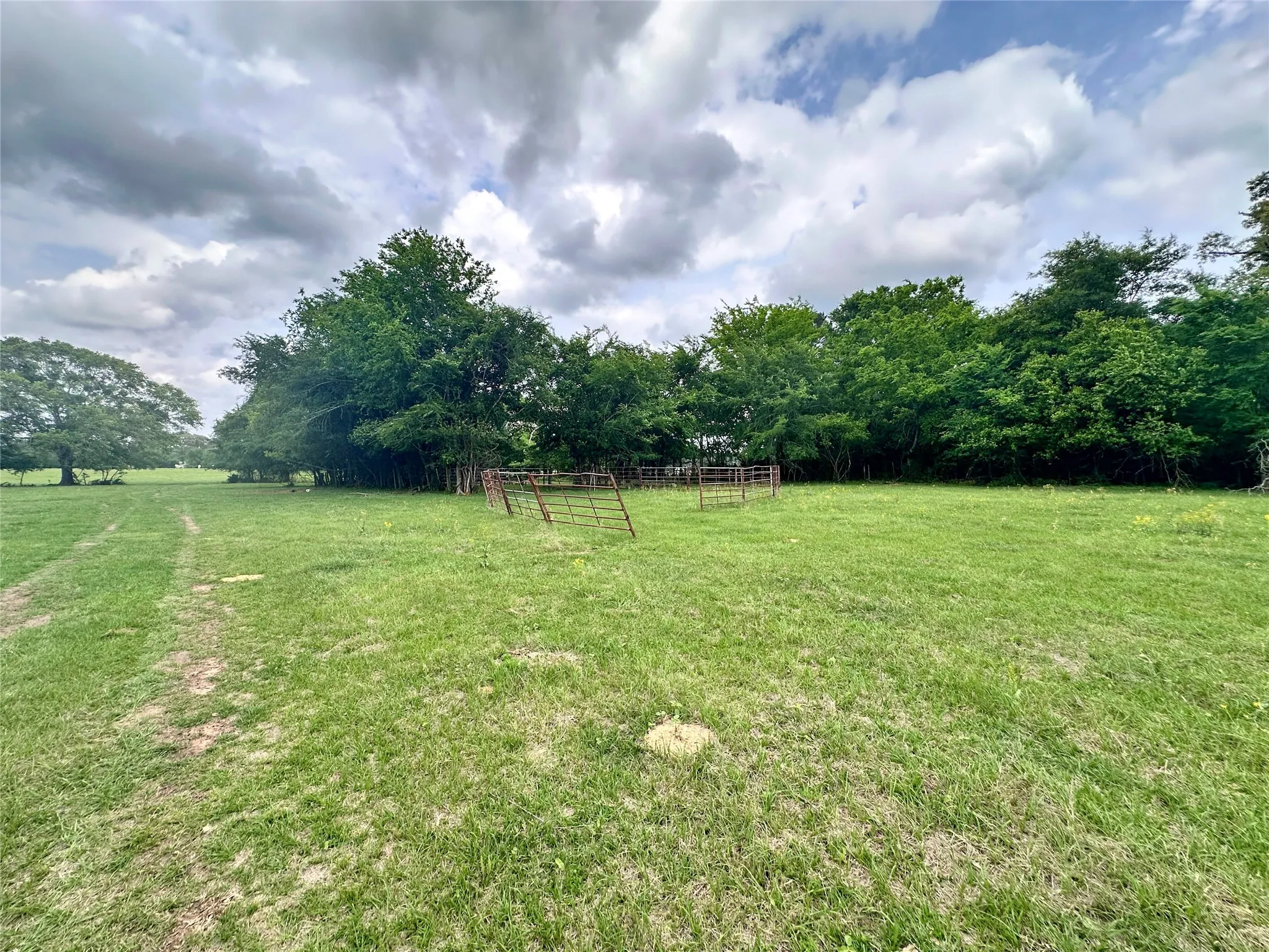 Unimproved Land For Sale in Anderson County , 0 US Highway 175, Frankston, Texas 75763, 0, 0, Garage spaces, 0 Sqft, built in 0, Price $399,000, mls#21244784, Real Estate Agent in Frankston, Homes For Sale in Anderson county, Homes For Sale in Frankston, Realtor in Frankston Texas, Real Estate Brokerage Independent Realty Texas, Luminita Cordes Realtor