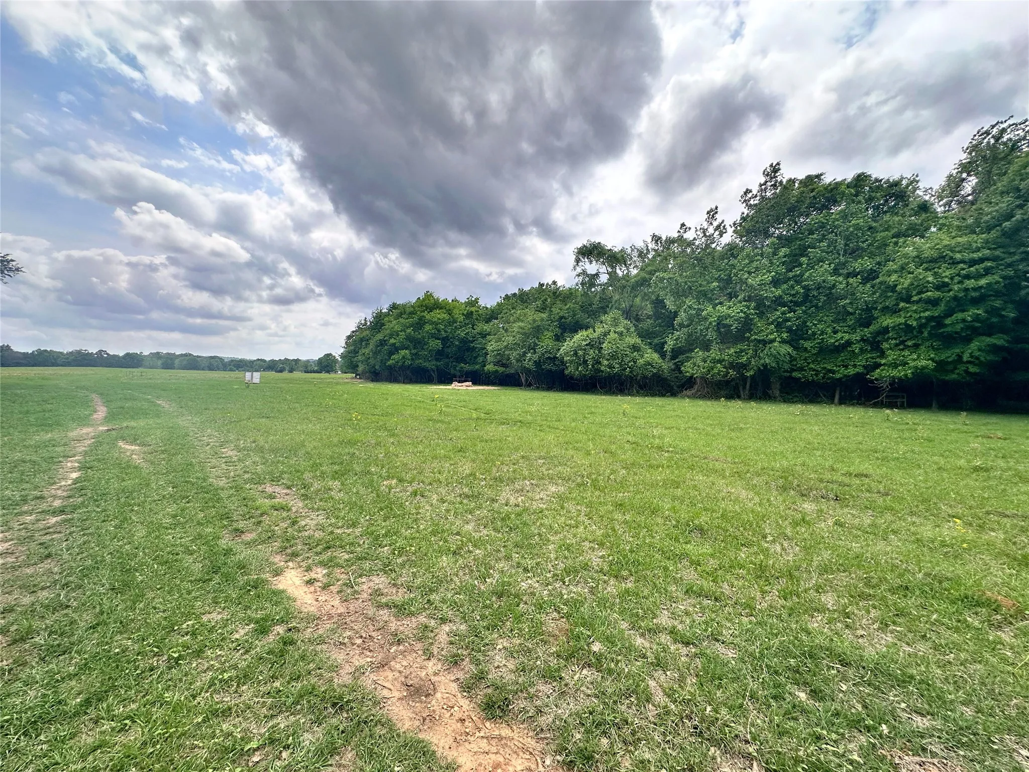 Unimproved Land For Sale in Anderson County , 0 US Highway 175, Frankston, Texas 75763, 0, 0, Garage spaces, 0 Sqft, built in 0, Price $399,000, mls#21244784, Real Estate Agent in Frankston, Homes For Sale in Anderson county, Homes For Sale in Frankston, Realtor in Frankston Texas, Real Estate Brokerage Independent Realty Texas, Luminita Cordes Realtor