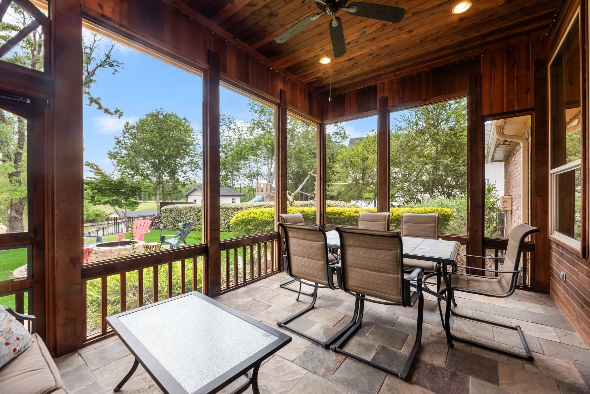 Single Family Residence For Sale in Navarro County , 205 Canal Street, Corsicana, Texas 75109, 5 Bedroom, 4 Bathroom, 2 Garage spaces, 3,011 Sqft, built in 2009, mls#21215803, Real Estate Agent in Corsicana, Homes For Sale in Navarro county, Homes For Sale in Corsicana, Realtor in Corsicana Texas, Real Estate Brokerage Independent Realty Texas, Luminita Cordes Realtor