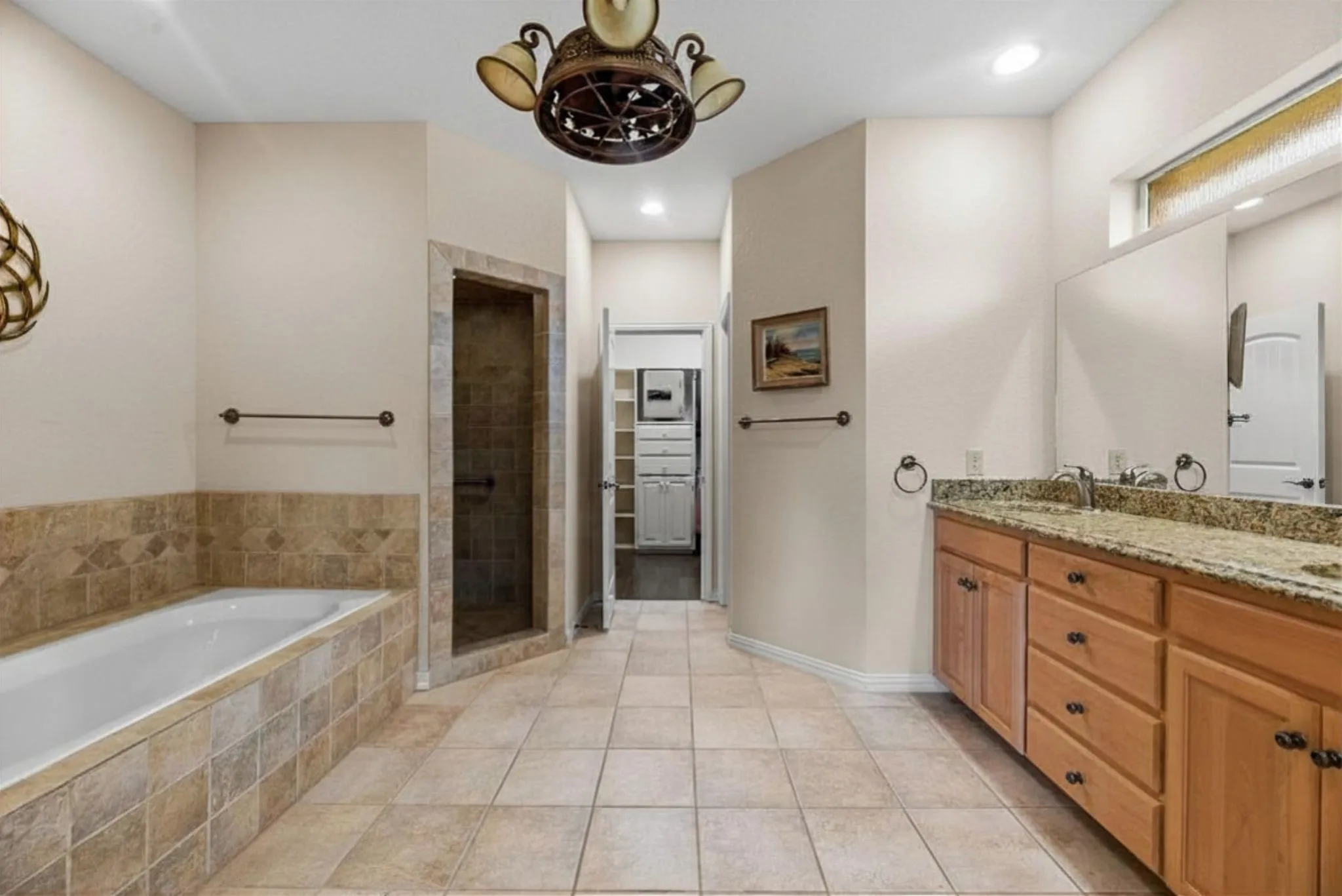 Single Family Residence For Sale in Navarro County , 205 Canal Street, Corsicana, Texas 75109, 5 Bedroom, 4 Bathroom, 2 Garage spaces, 3,011 Sqft, built in 2009, mls#21215803, Real Estate Agent in Corsicana, Homes For Sale in Navarro county, Homes For Sale in Corsicana, Realtor in Corsicana Texas, Real Estate Brokerage Independent Realty Texas, Luminita Cordes Realtor
