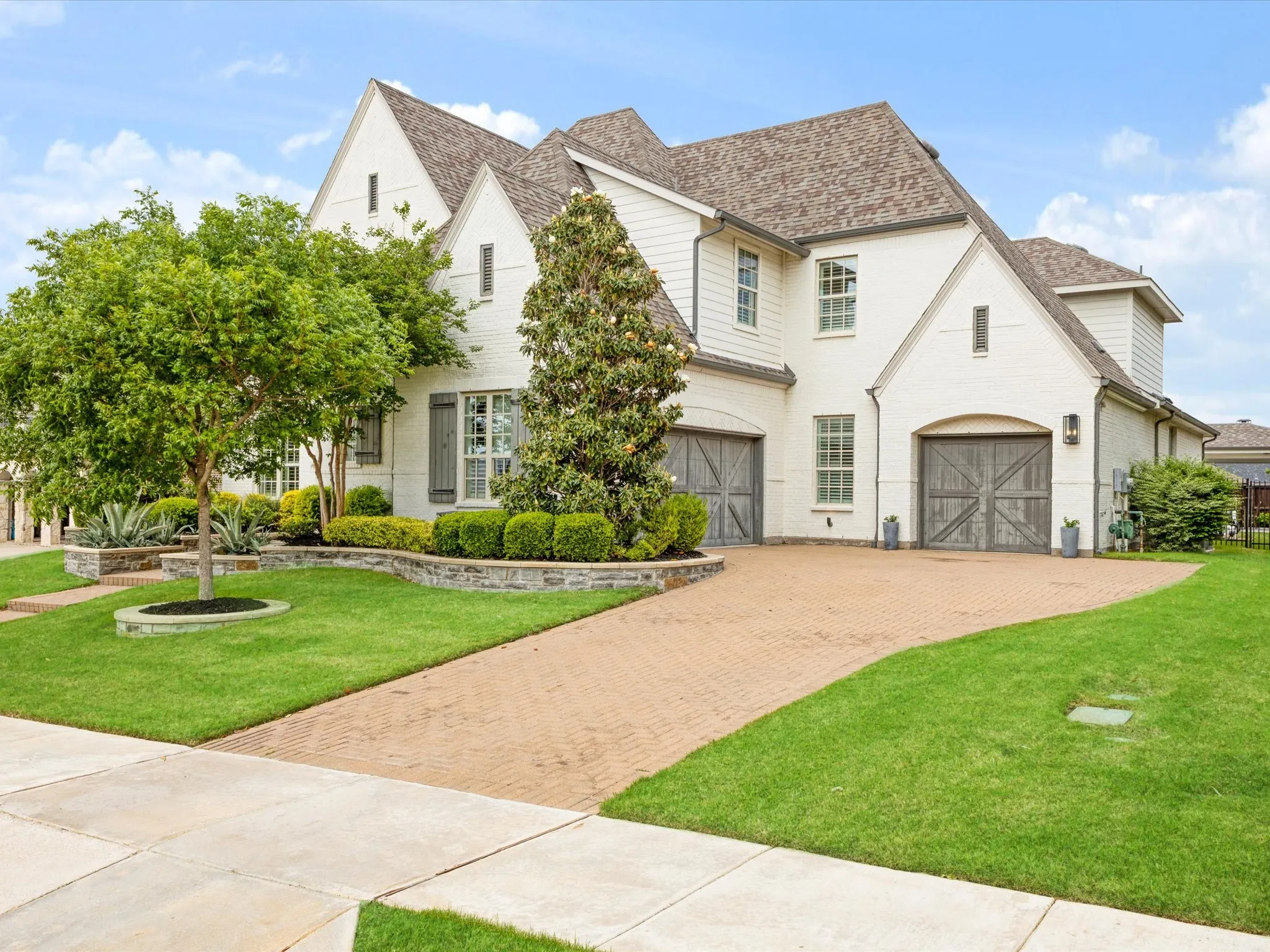 Single Family Residence For Sale in Collin County , 540 Glen Canyon Drive, Prosper, Texas 75078, 5 Bedrooms, 7 Bathrooms, 3 Garage spaces, 4,415 Sqft, built in 2018, Preowned, Price $1,450,000, mls#21244373, Real Estate Agent in Prosper, Homes For Sale in Collin county, Homes For Sale in Prosper, Realtor in Prosper Texas, Real Estate Brokerage Independent Realty Texas, Luminita Cordes Realtor