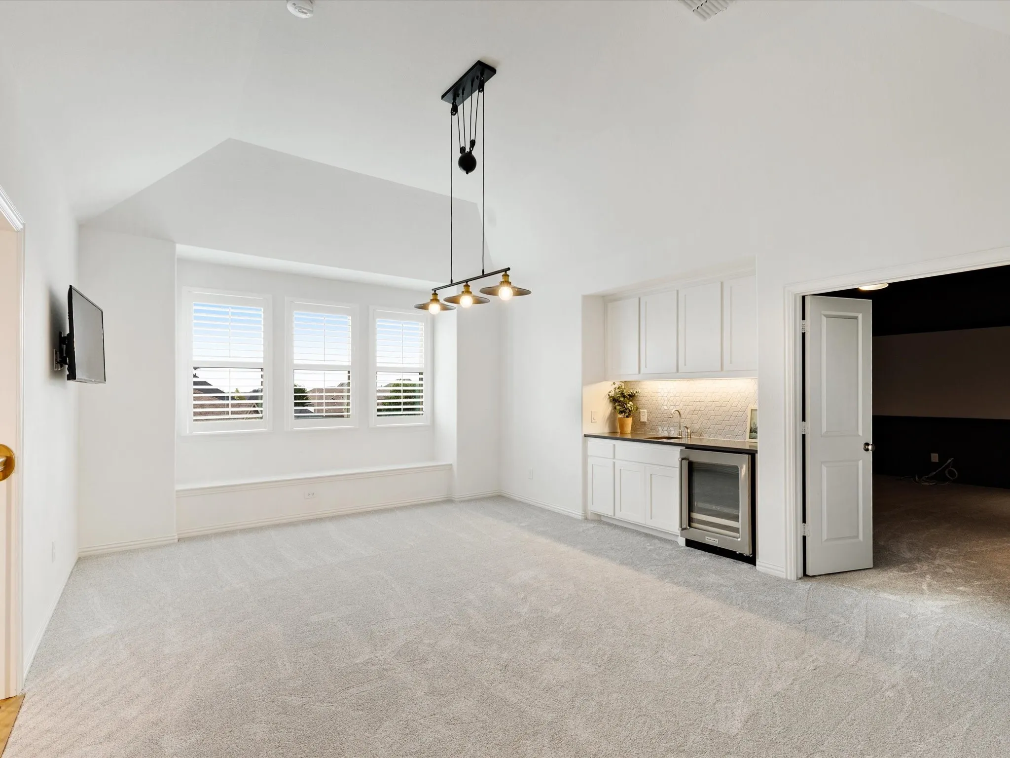 Single Family Residence For Sale in Collin County , 540 Glen Canyon Drive, Prosper, Texas 75078, 5 Bedrooms, 7 Bathrooms, 3 Garage spaces, 4,415 Sqft, built in 2018, Preowned, Price $1,450,000, mls#21244373, Real Estate Agent in Prosper, Homes For Sale in Collin county, Homes For Sale in Prosper, Realtor in Prosper Texas, Real Estate Brokerage Independent Realty Texas, Luminita Cordes Realtor