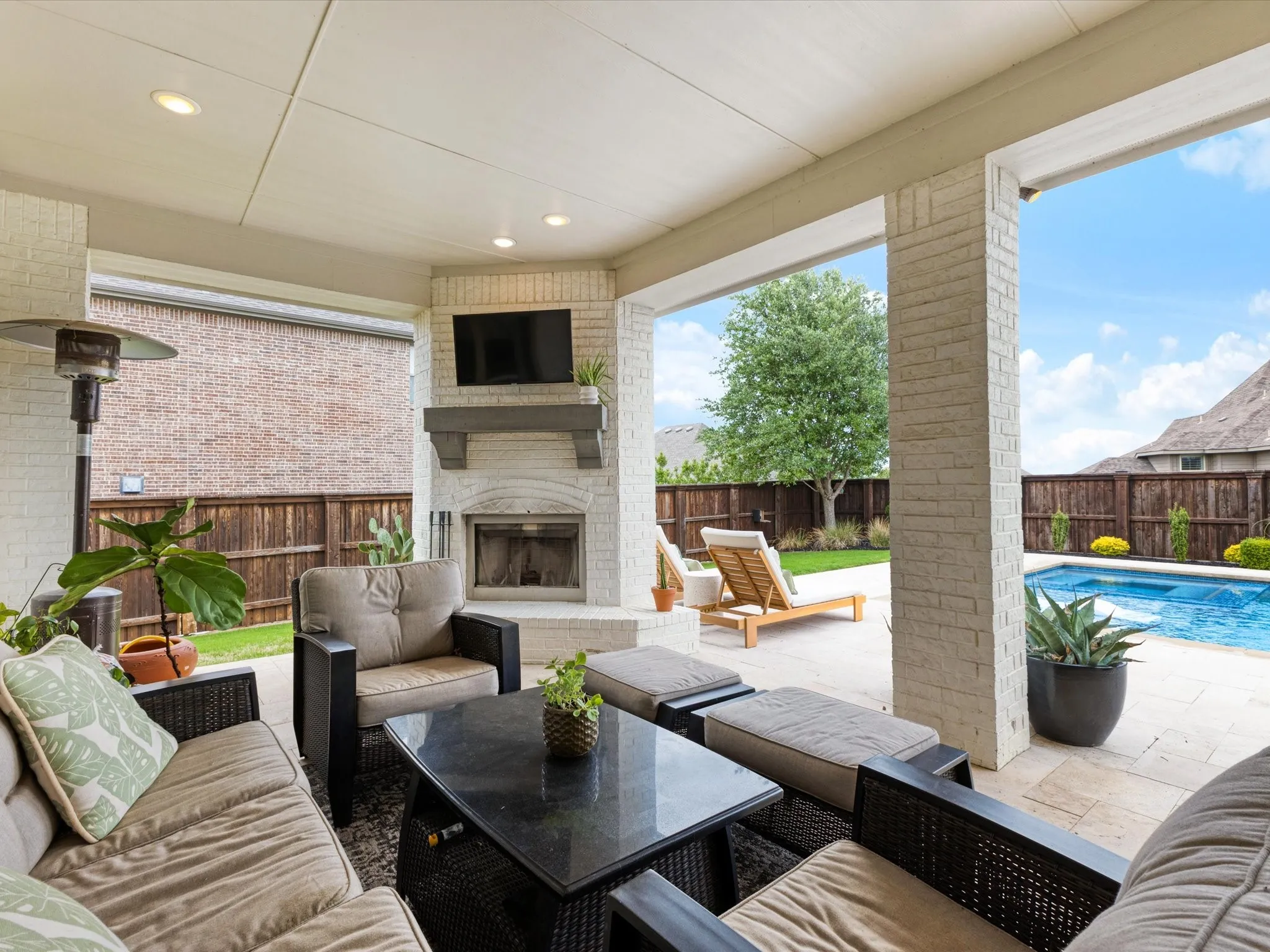Single Family Residence For Sale in Collin County , 540 Glen Canyon Drive, Prosper, Texas 75078, 5 Bedrooms, 7 Bathrooms, 3 Garage spaces, 4,415 Sqft, built in 2018, Preowned, Price $1,450,000, mls#21244373, Real Estate Agent in Prosper, Homes For Sale in Collin county, Homes For Sale in Prosper, Realtor in Prosper Texas, Real Estate Brokerage Independent Realty Texas, Luminita Cordes Realtor